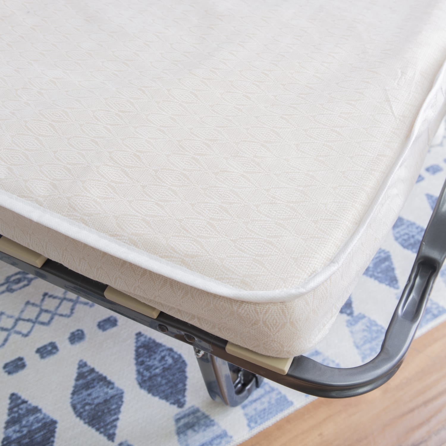 Linon Luxor Folding Bed With Memory Foam, 16-1/4inH x 31-1/2inW x 78-4/5inD, Beige - Image 10