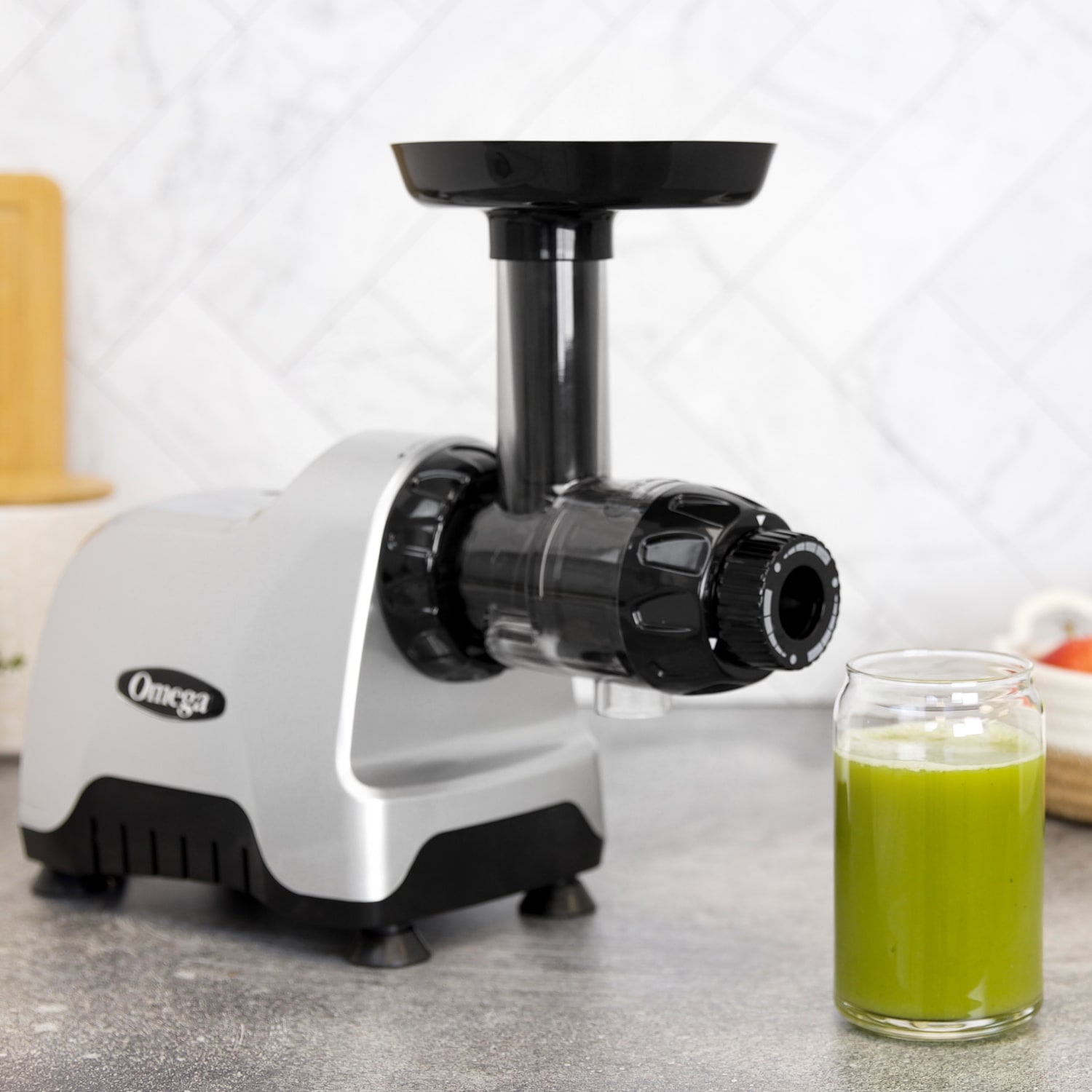 Omega CNC80S Compact Juicer, Gray - Image 4