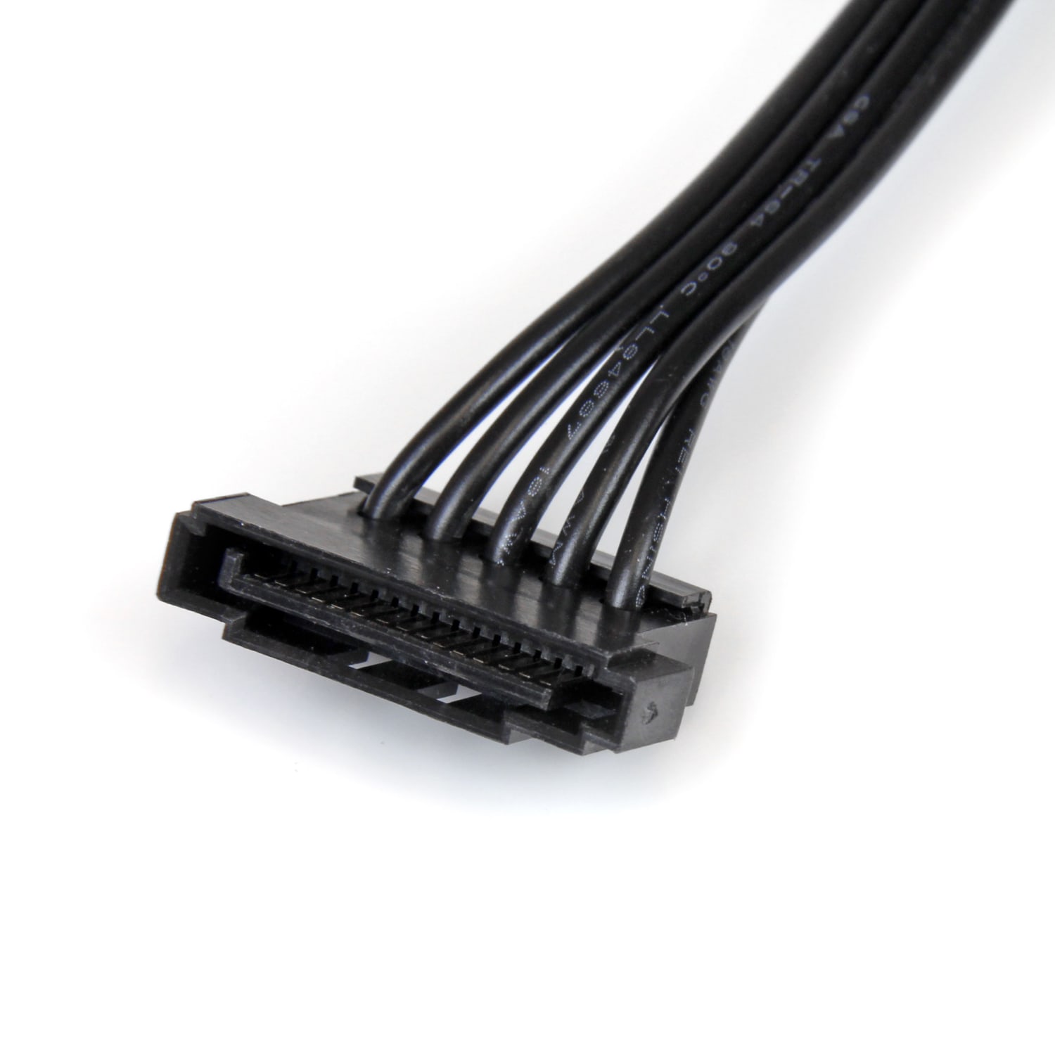 StarTech.com 4x SATA Power Splitter Adapter Cable - Add four extra SATA power outlets to your Power Supply - PYO4SATA - Image 4