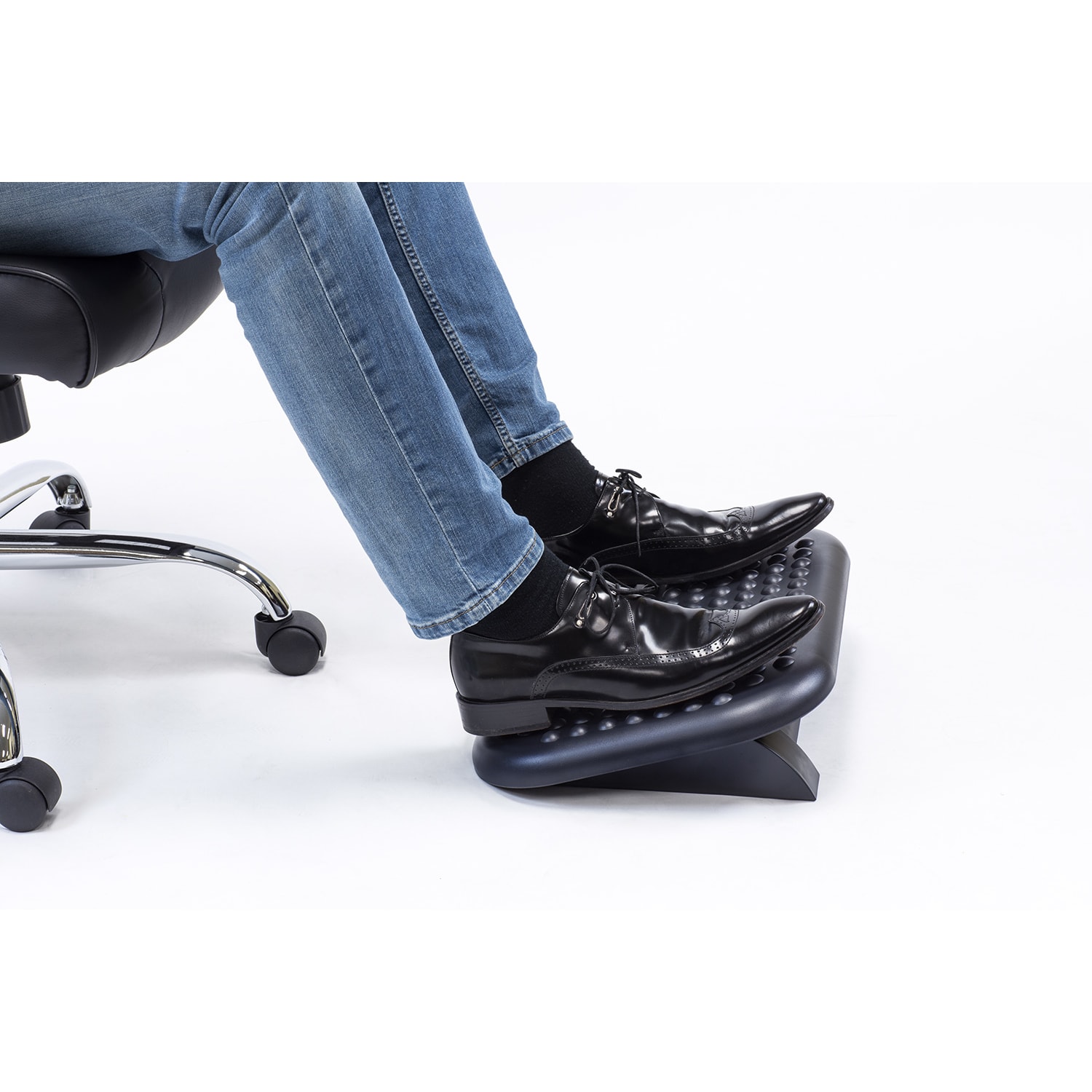 Mount-It! Ergonomic Footrest, 17-5/8in x 13-1/4in, Black - Image 4