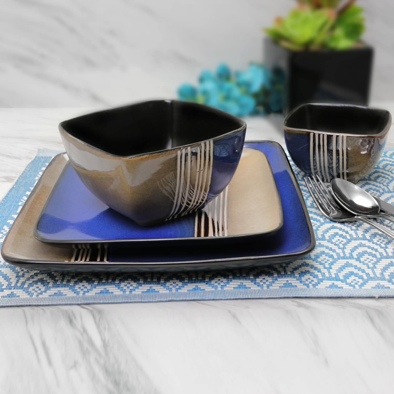 Elama 16-Piece Stoneware Dinnerware Set, Uptown Loft - Image 5
