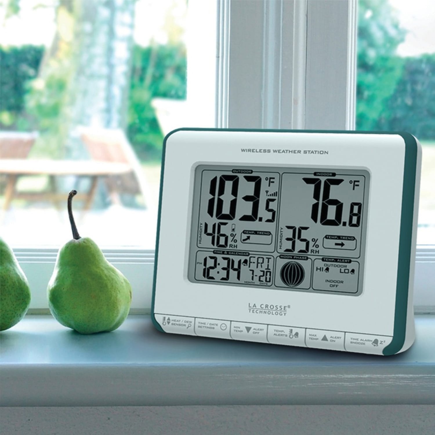 La Crosse Technology Wireless Weather Station - Weather Station200 ft - Desktop - Image 3