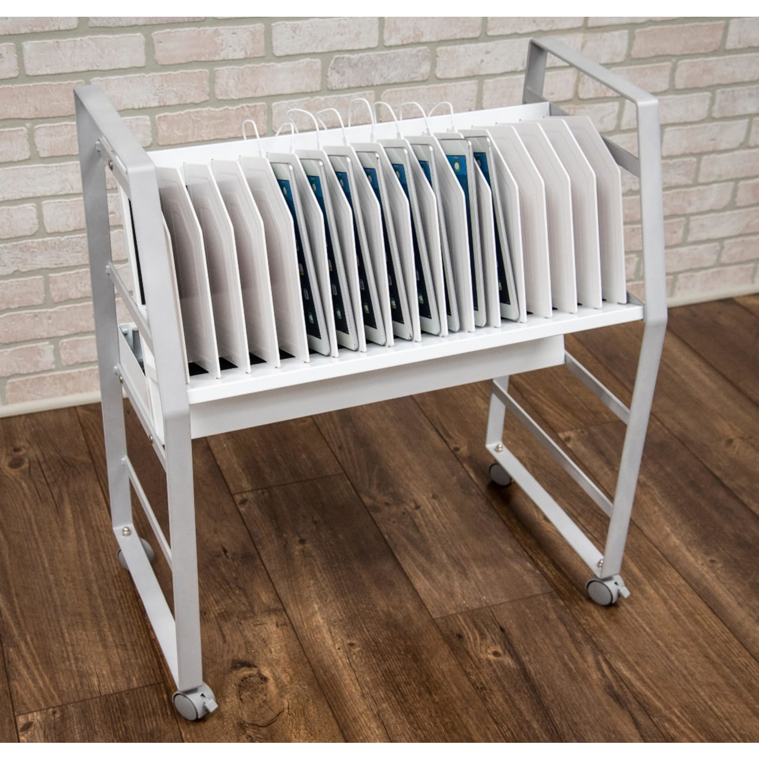 Luxor 16-Tablet Open Charging Cart, 30inH x 27inW x 14-3/4inD, Gray/White - Image 5