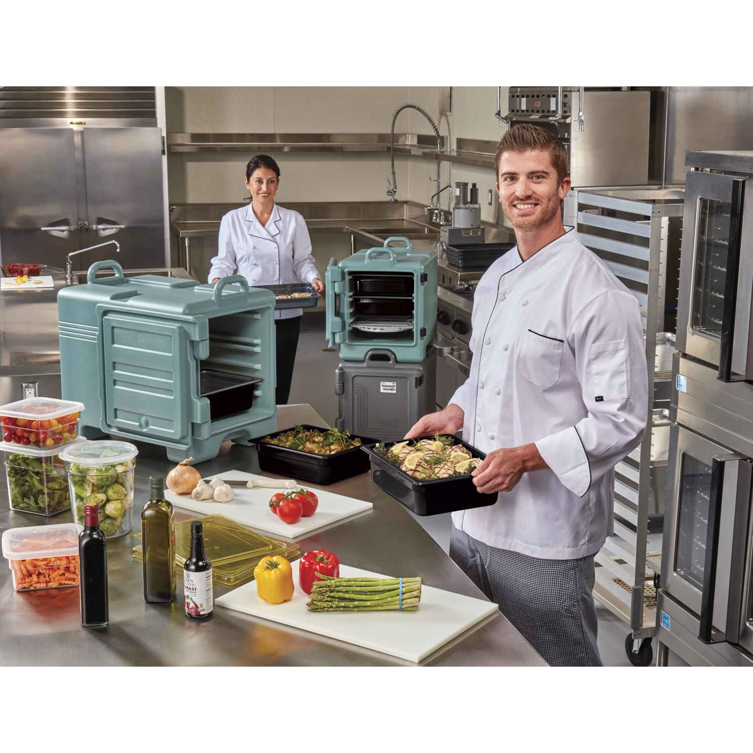 Cambro H-Pan High-Heat GN 1/2 Food Pans, 4inH x 10-7/16inW x 12-3/4inD, Black, Pack Of 6 Pans - Image 3