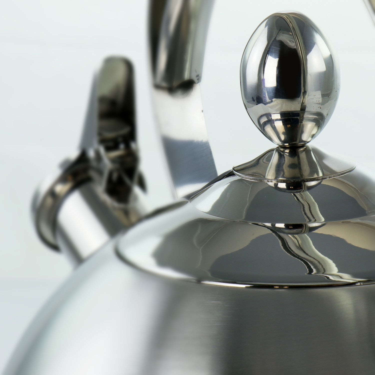 MegaChef 2.8 Quart Round Stovetop Kettle in Brushed Silver - Image 6