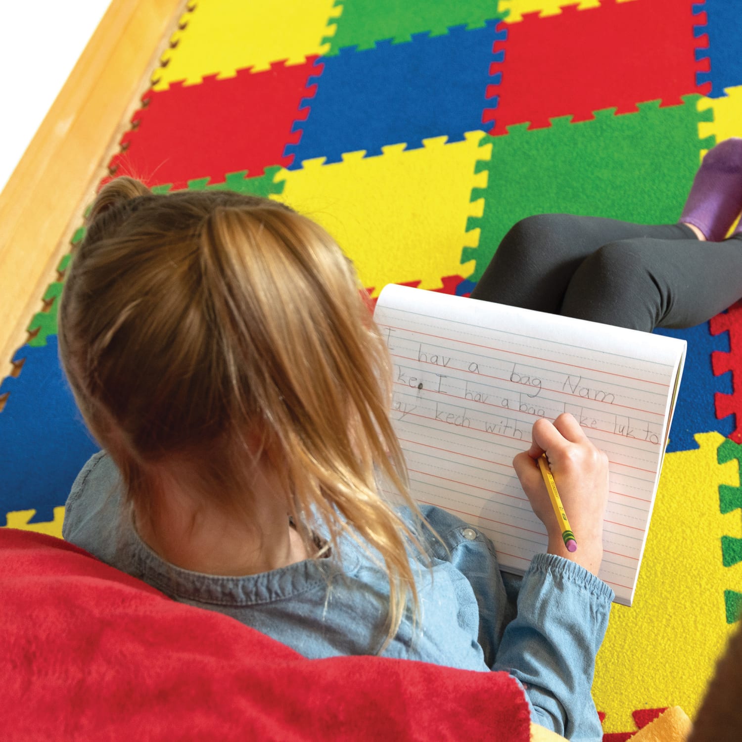 Pacon Multi-Sensory Raised Ruled Tablets, 8in x 10-1/2in, 5/8in x 5/16in x 5/16in Ruled Long, Multicolor, 40 Sheets Per Tablet, Pack Of 3 Tablets - Image 6