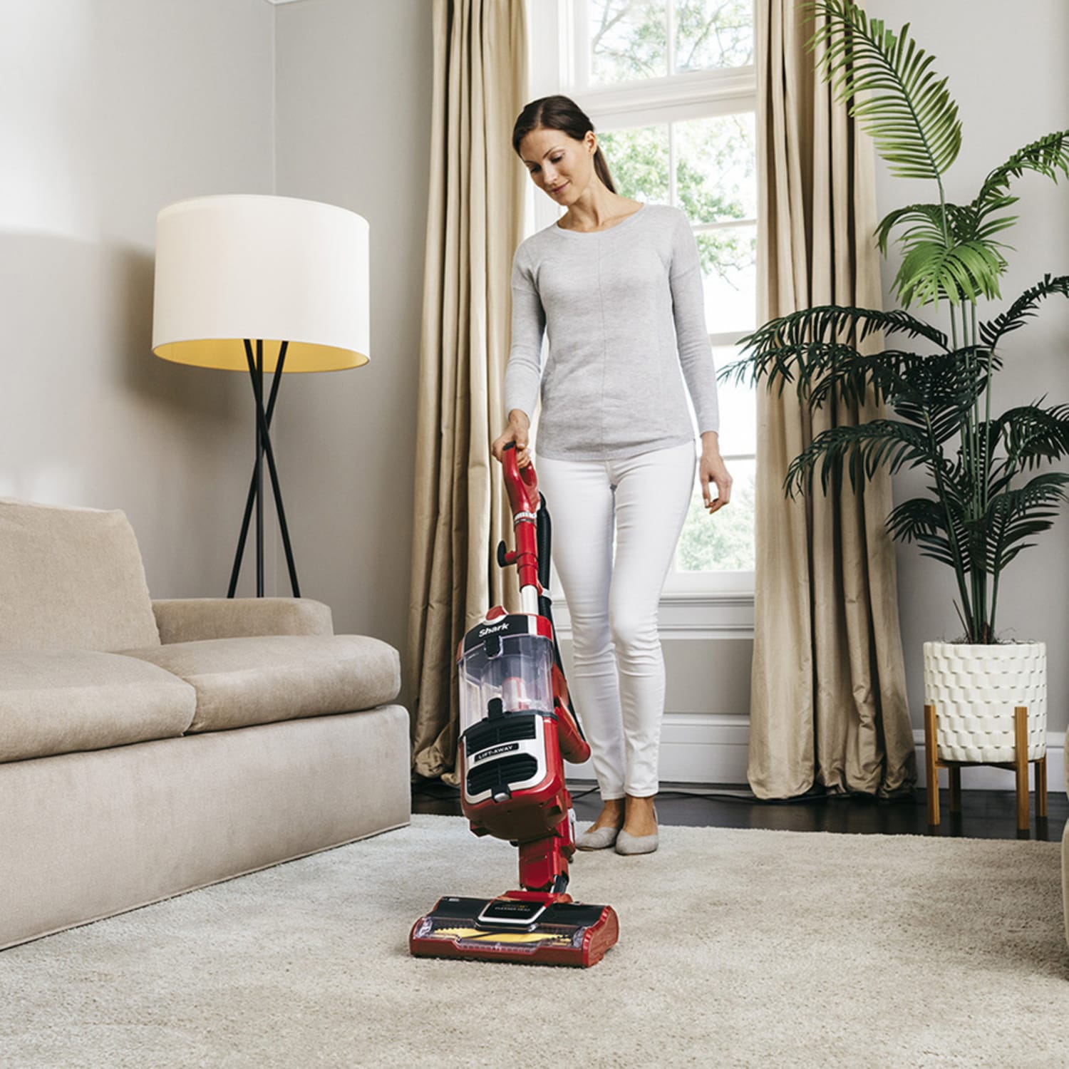 Shark Navigator Zero-M Lift-Away Speed HEPA Bagless Dry Upright Vacuum - Image 3