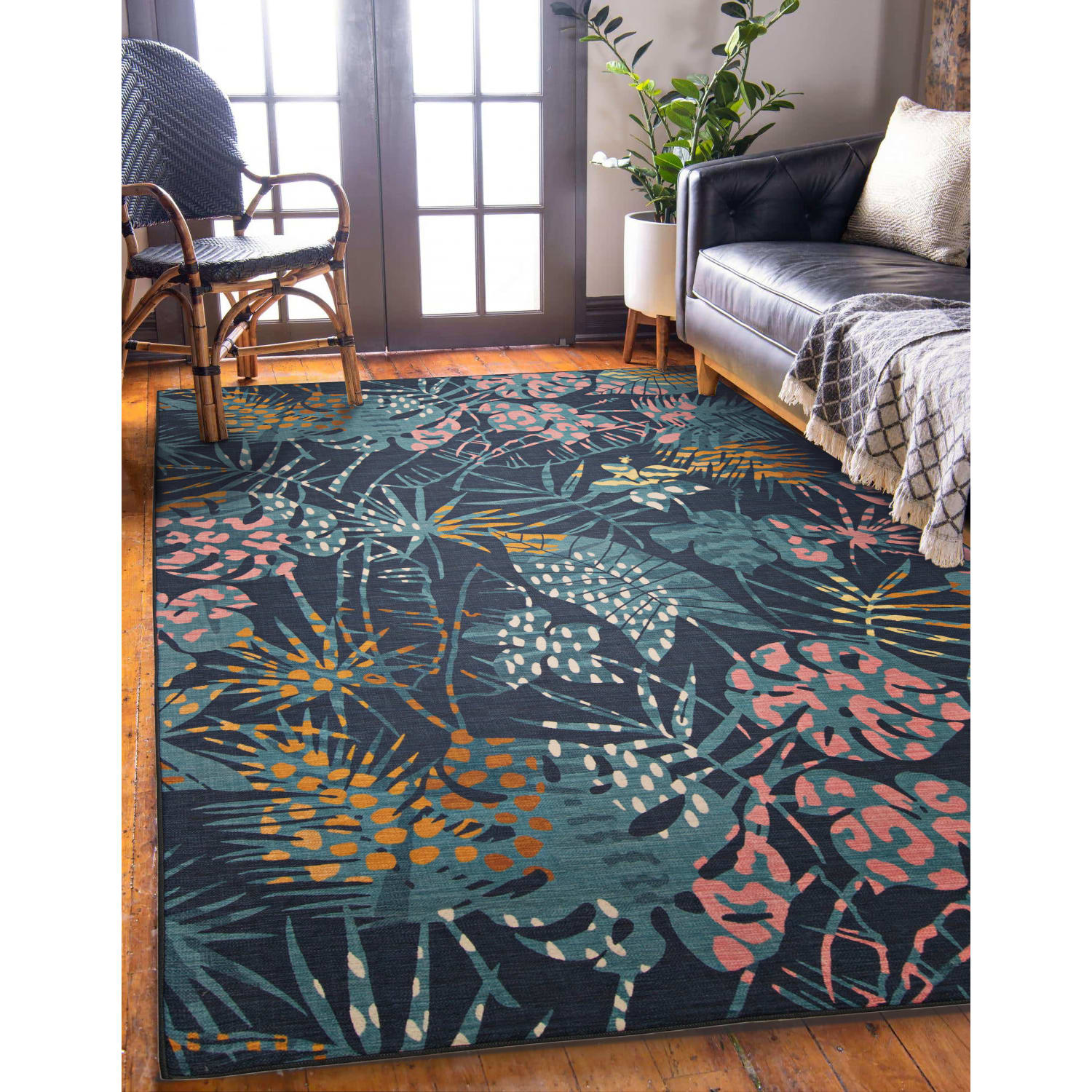 Linon Washable Outdoor Area Rug, Darcy, 5ft x 7ft, Navy/Gold - Image 4