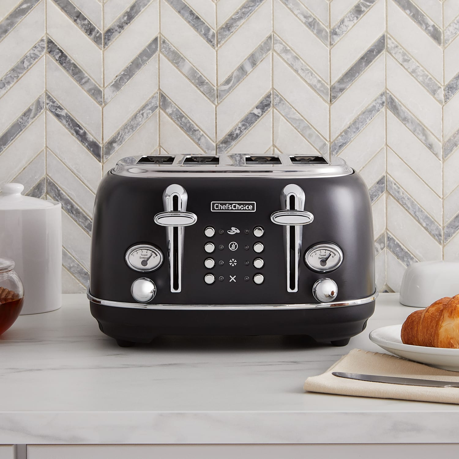 Edgecraft Chefs Choice 4-Slice Toaster, Black - Image 3
