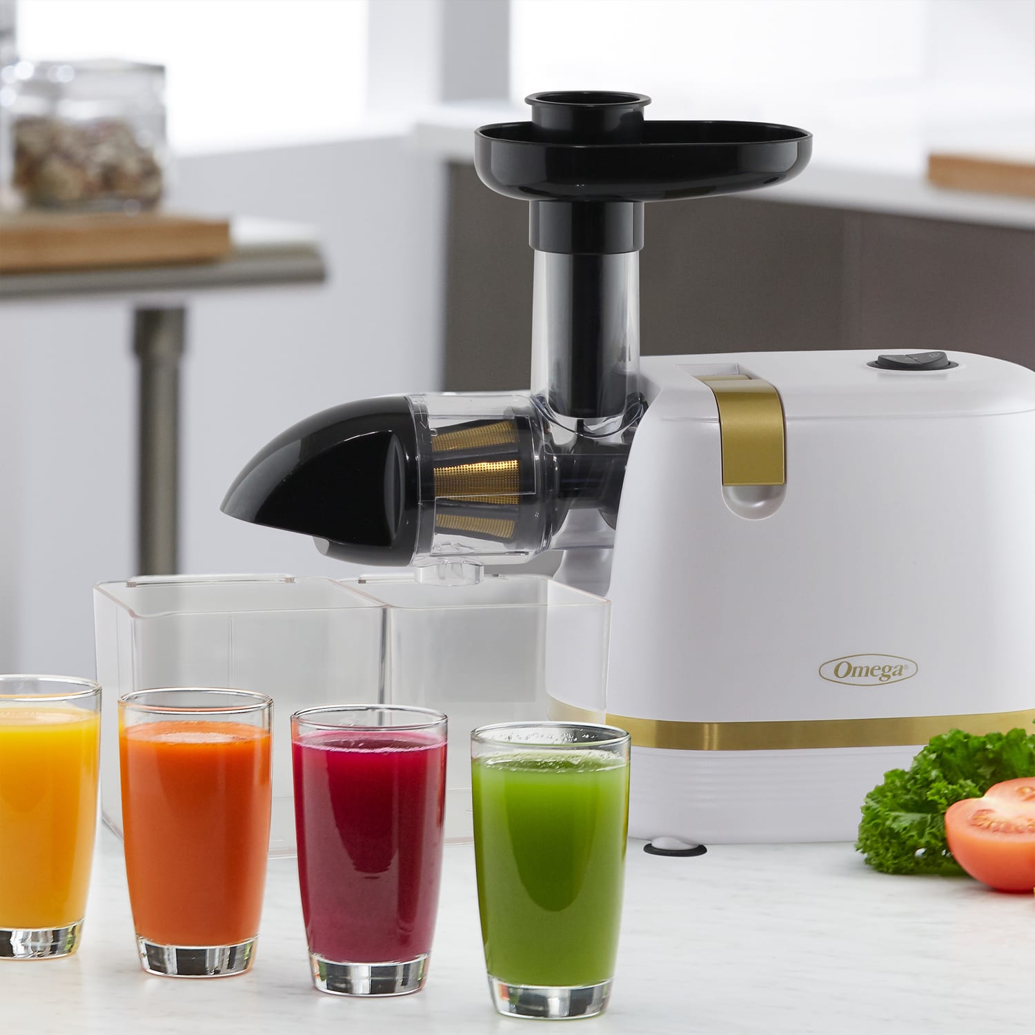 Omega H3000RWH13 Cold Press Juicer, White - Image 3
