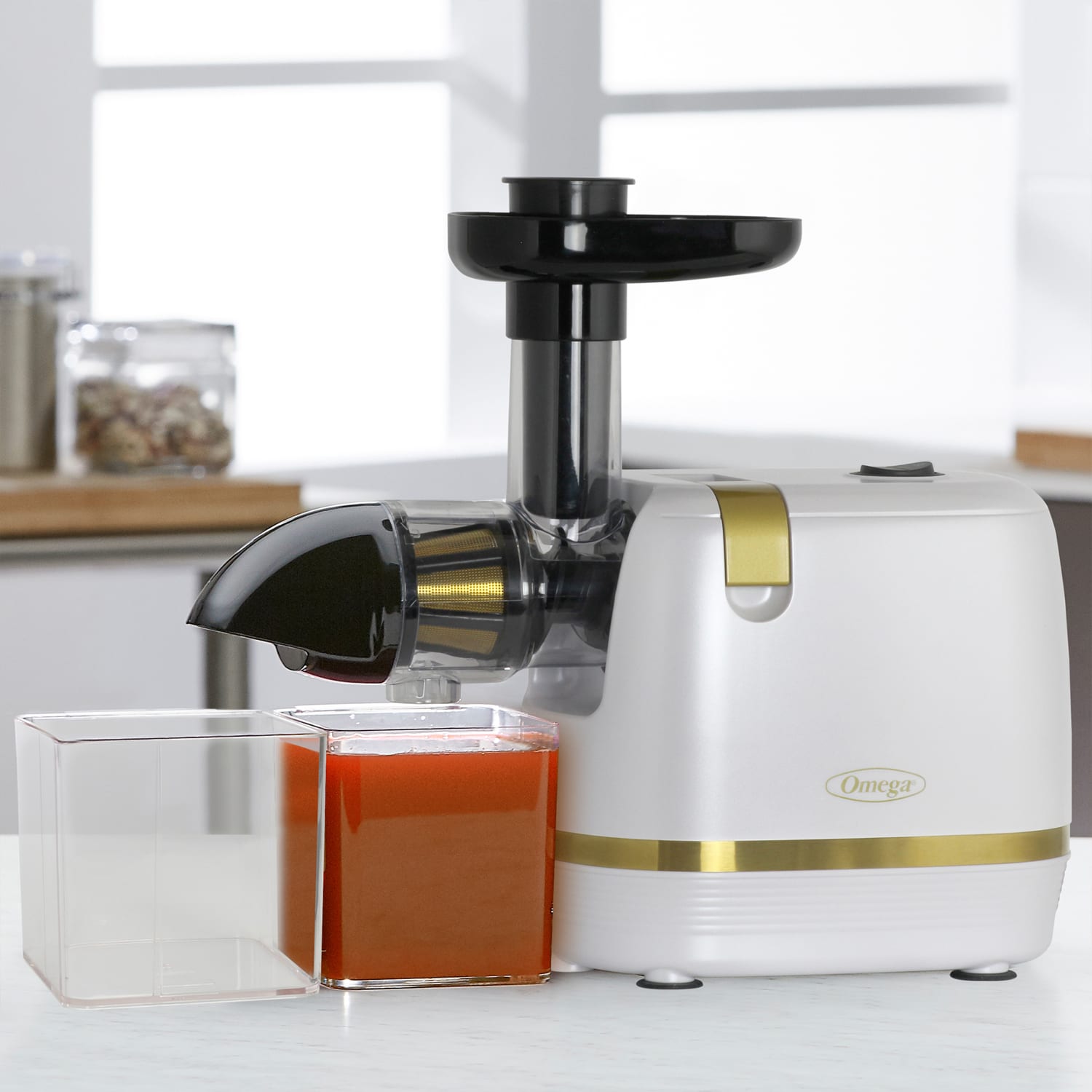 Omega H3000RWH13 Cold Press Juicer, White - Image 4