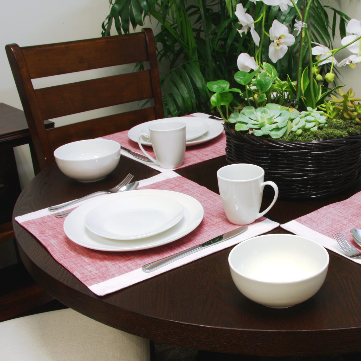Gibson Home Ogalla 16-Piece Dinnerware Set, White - Image 3