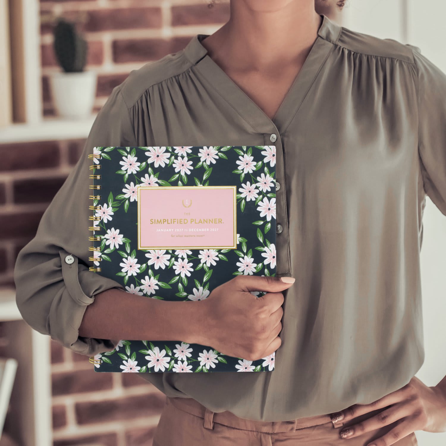 Simplified by Emily Ley for AT-A-GLANCE 2027 Weekly Monthly Planner, Berry Floral, Large, 8 1/2in x 11in - Image 6