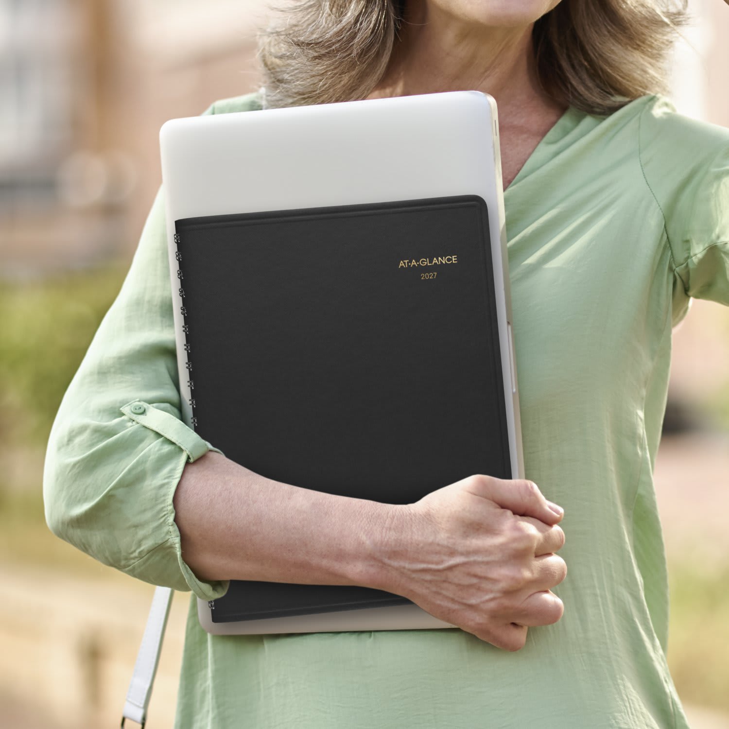 AT-A-GLANCE 2027 Two Person Daily Appointment Book, Black, Large, 8in x 11in - Image 4