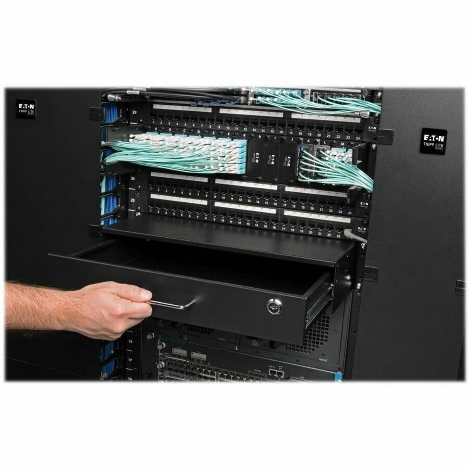 Eaton Tripp Lite Series SmartRack 2U Locking Rack-Mount Storage Drawer, SRDRAWER2U - Image 4