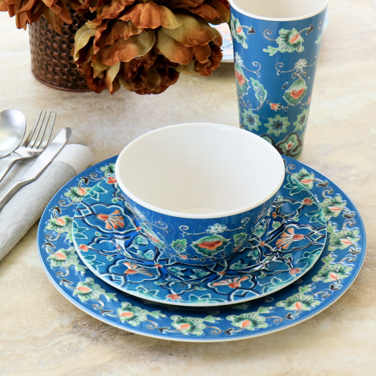 Gibson Laurie Gates Tallulah 16-Piece Round Melamine Dinnerware Set, Blue - Image 3