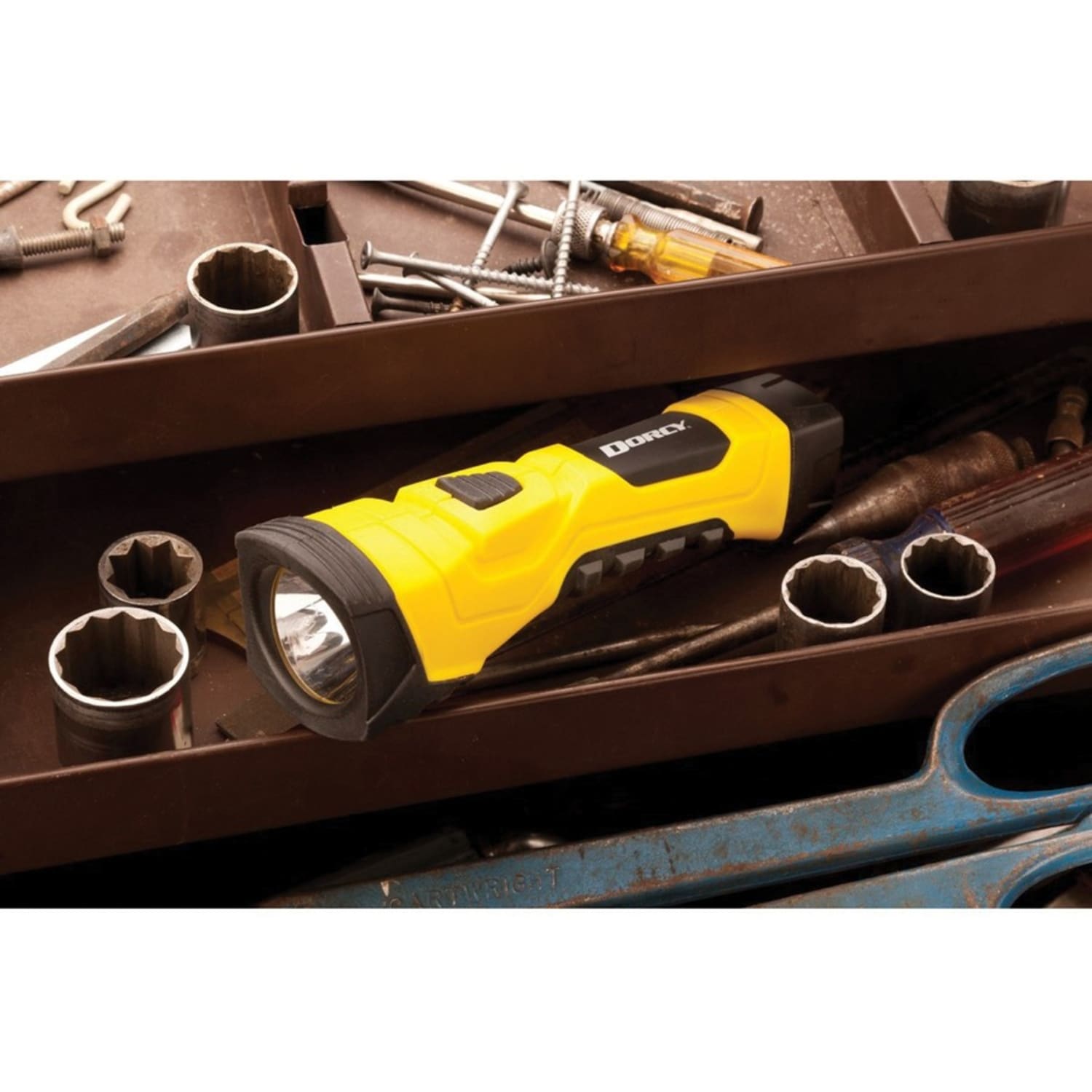 Dorcy Pro Series 200-Lumen Cyber LED Flashlight, Yellow - Image 5