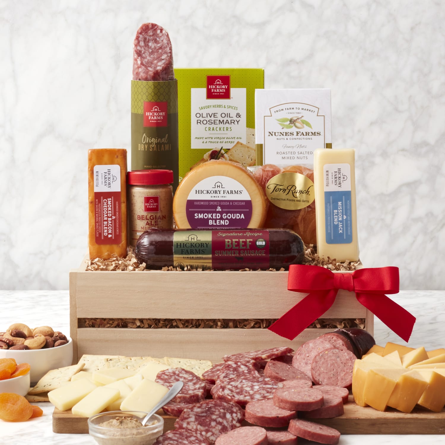 Hickory Farms - Premium Meat and Cheese Gift Crate - 9 items - Image 3