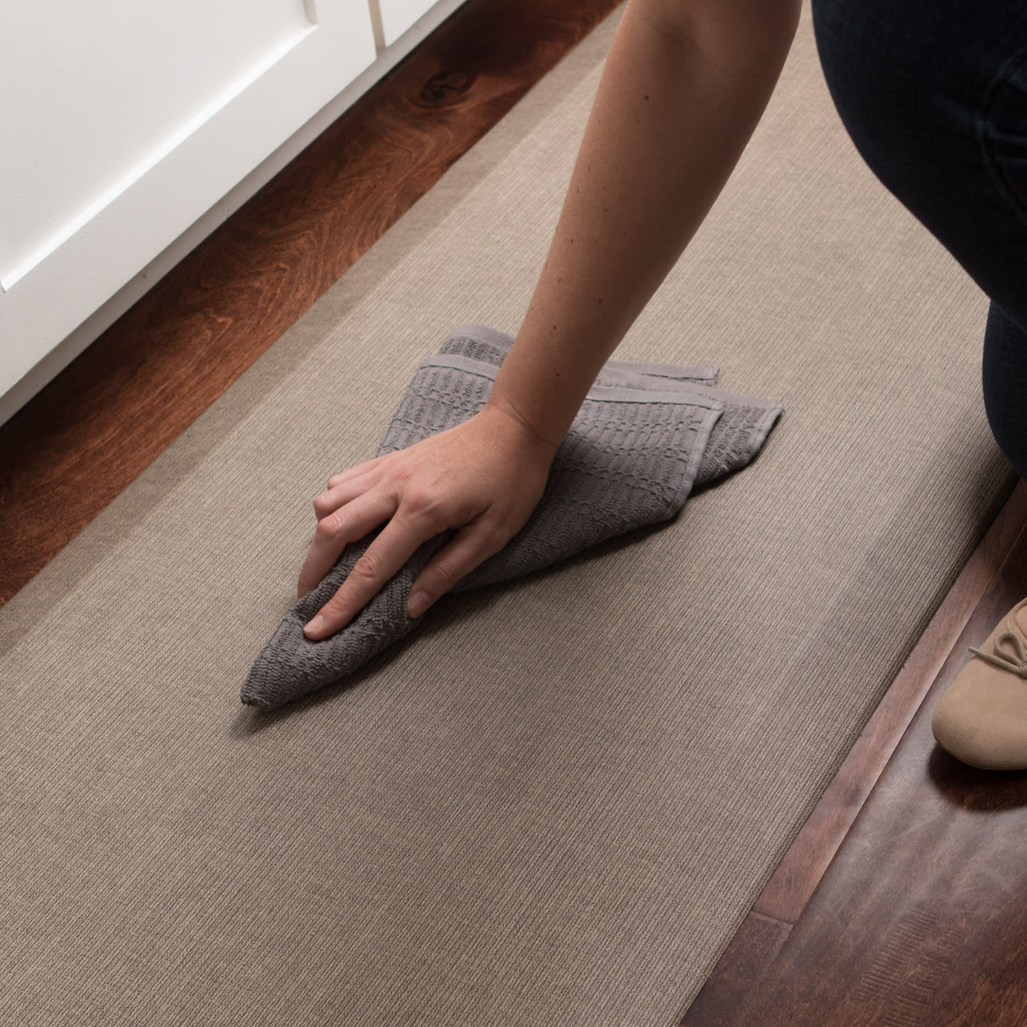 GelPro NewLife Designer Comfort Grasscloth Anti-Fatigue Floor Mat, 20in x 72in, Pecan - Image 4