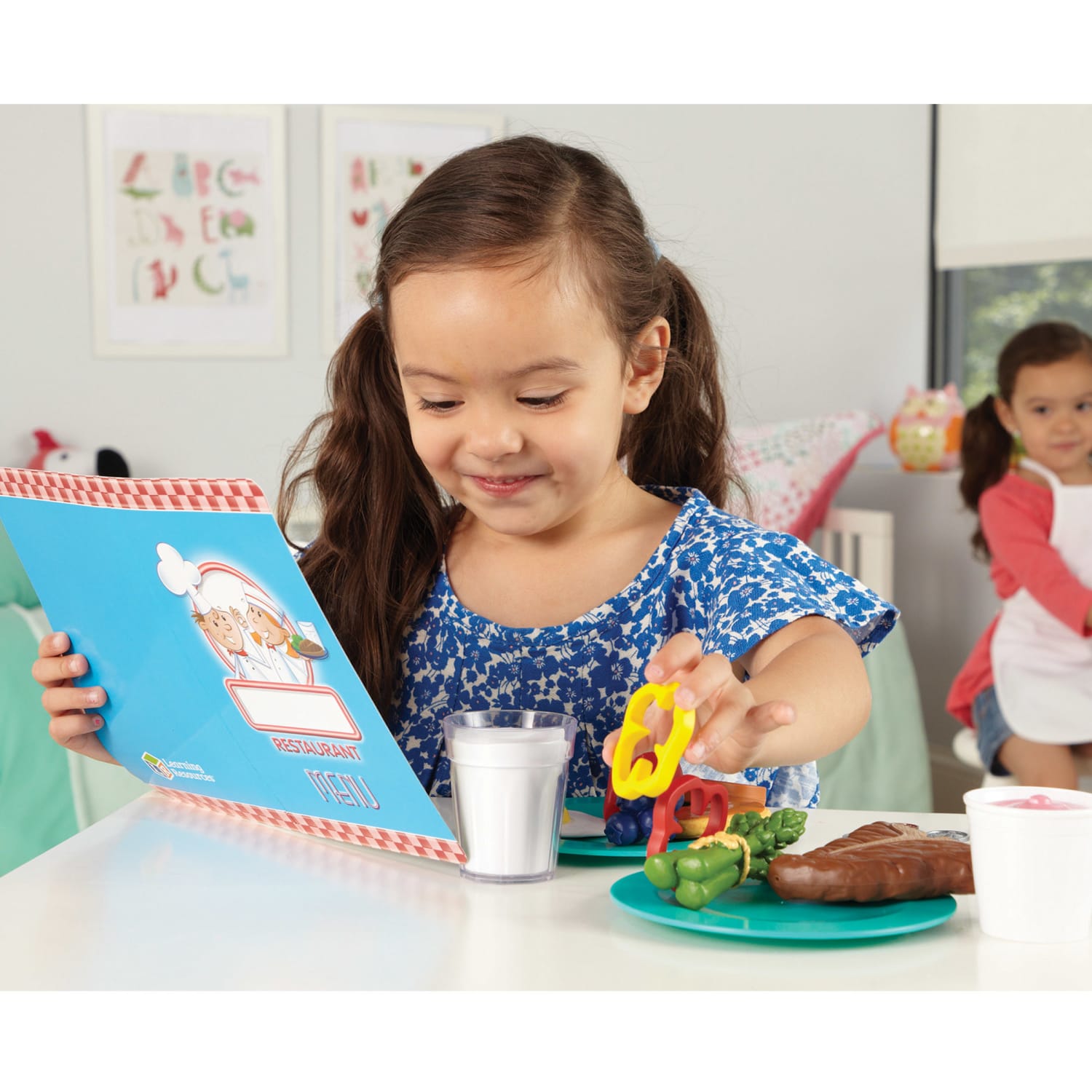 Learning Resources Serve It Up! Play Restaurant - Image 6