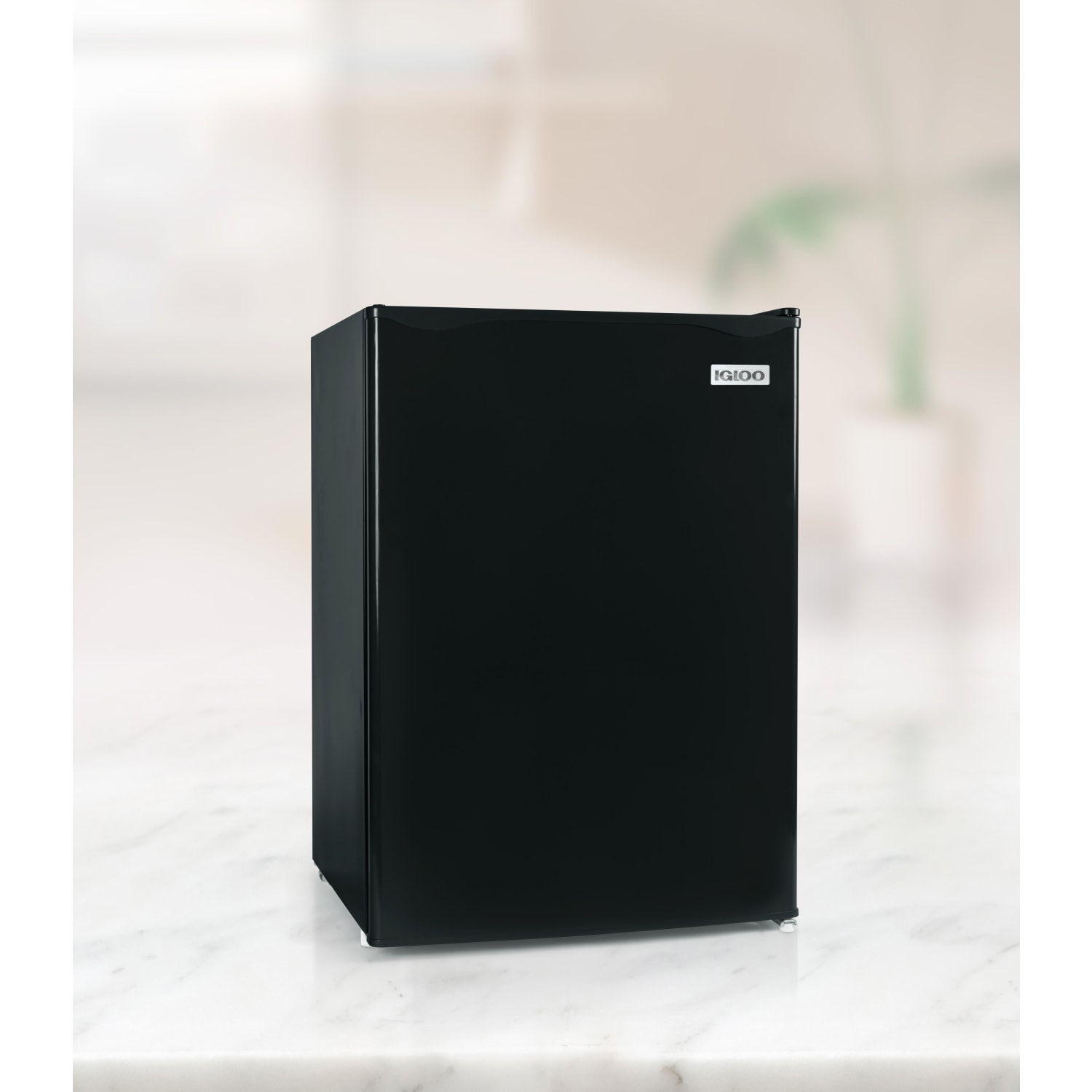 Igloo 2.6 Cu. Ft. Mini Single Door Refrigerator Freezer, Black