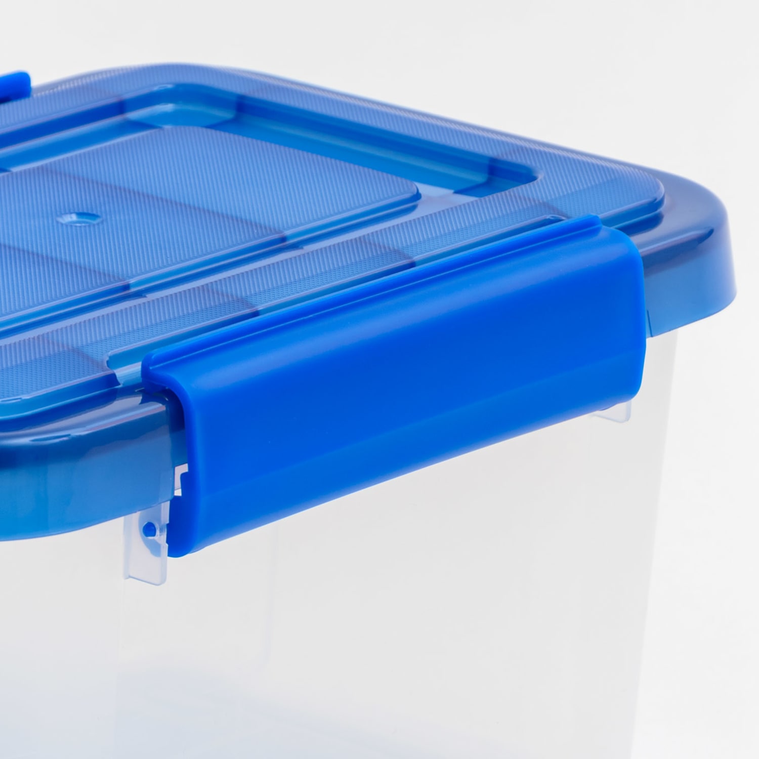 Iris Ultimate Weathertight Storage Boxes, 11-1/2inL x 12-7/16inW x 10-1/4inH, 6.5 Qt, Clear, Set Of 5 Boxes - Image 6