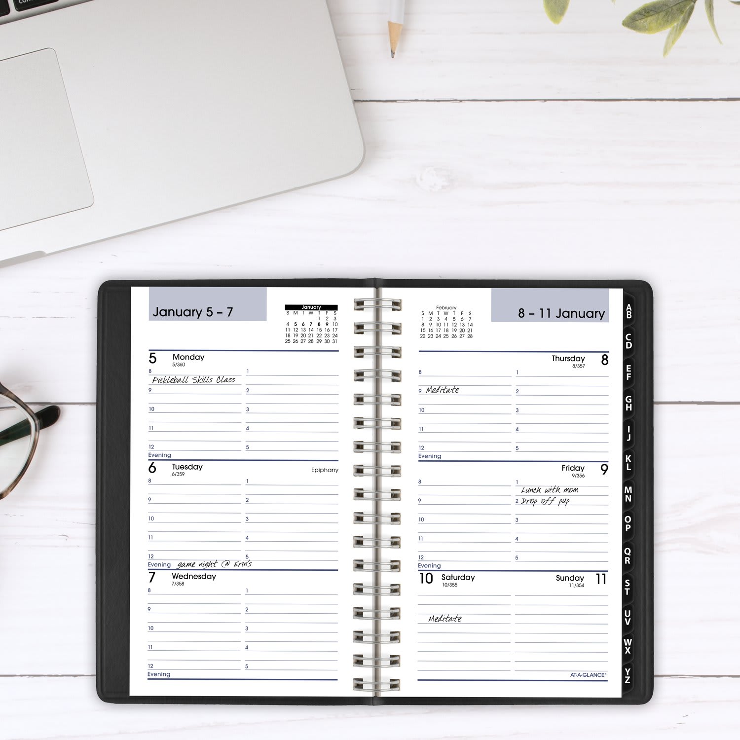 AT-A-GLANCE DayMinder 2026 Weekly Appointment Book Planner, Black, Pocket, 3 1/2in x 6in - Image 3