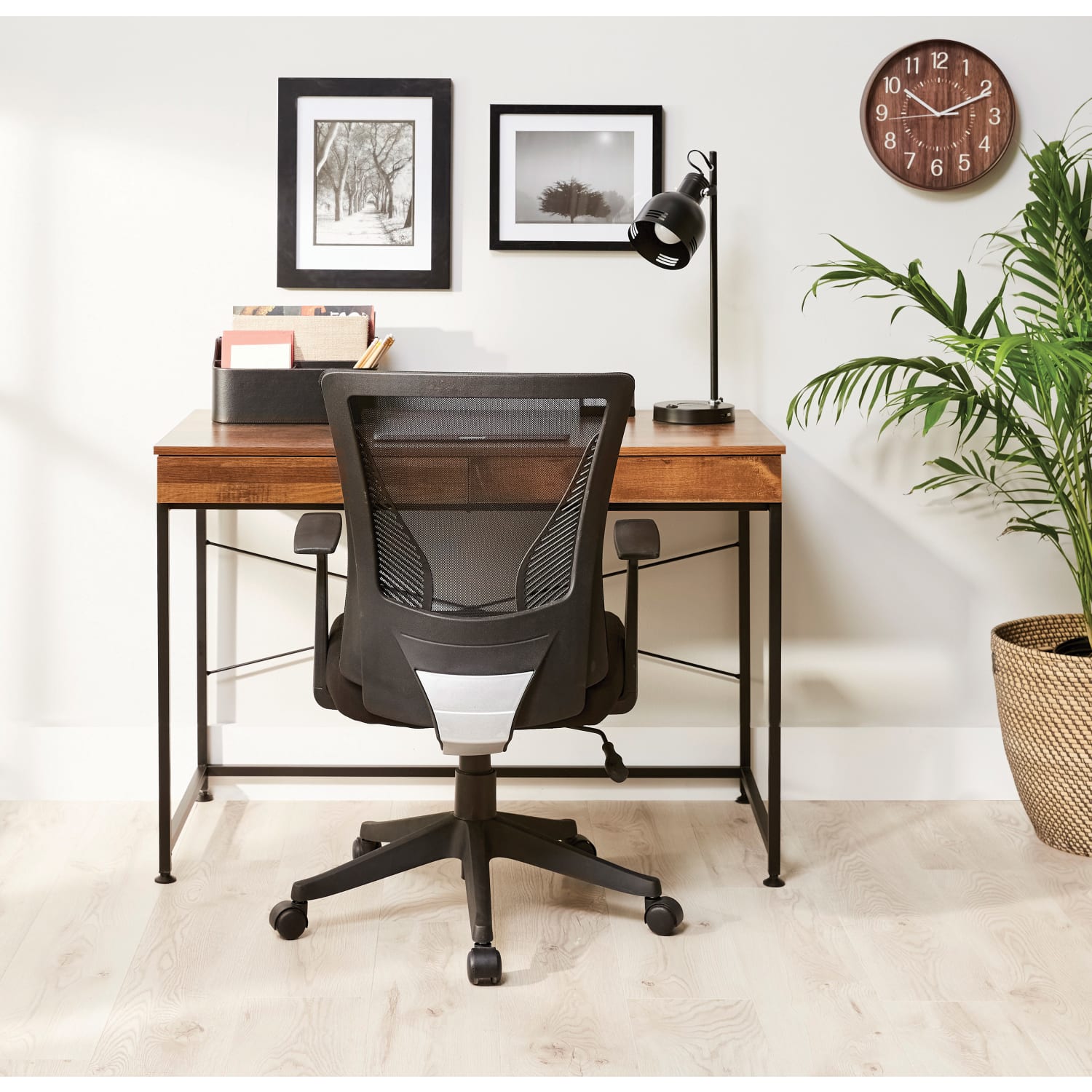 Realspace Radley Mesh MidBack Task Office Chair Black BIFMA Compliant PopularChairscom Realspace Radley Mesh Mid Back Task Office Chair Black BIFMA Compliant PopularChairscom