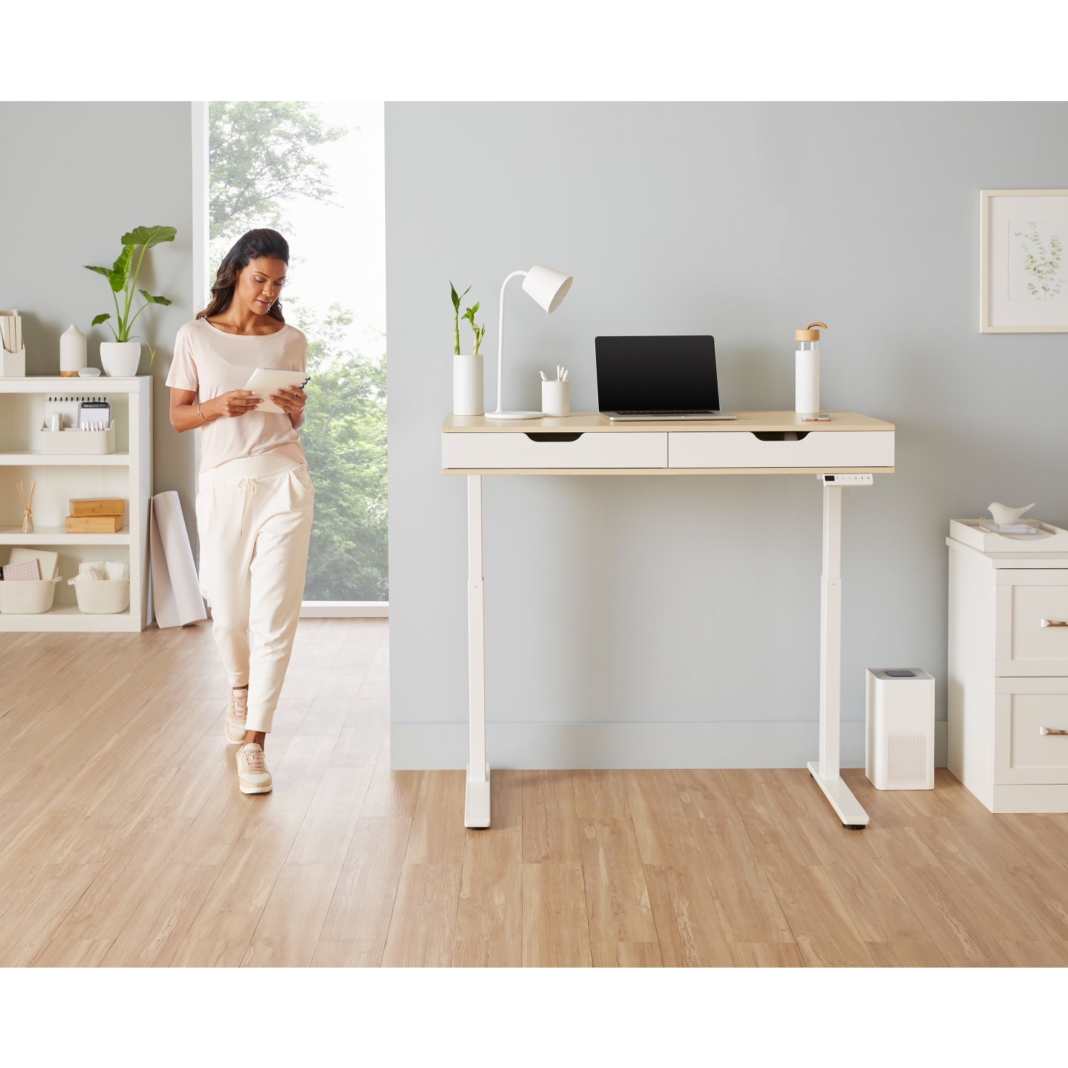 Realspace Smart Electric 48inW Height-Adjustable Standing Desk, White/Natural - Image 4