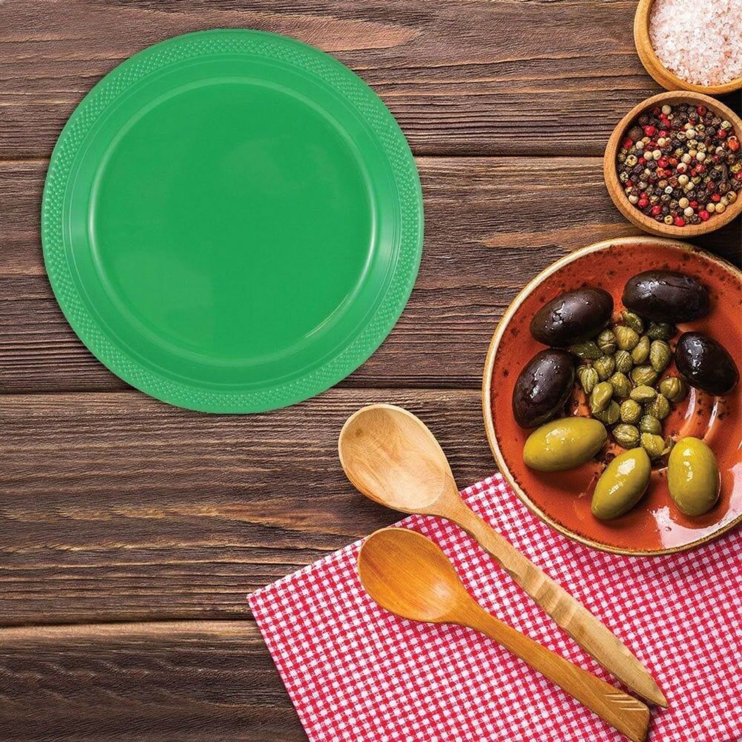 JAM PAPER Round Plastic Party Plates, Large, 10 1/4 inch, Green, 20/Pack - Image 5