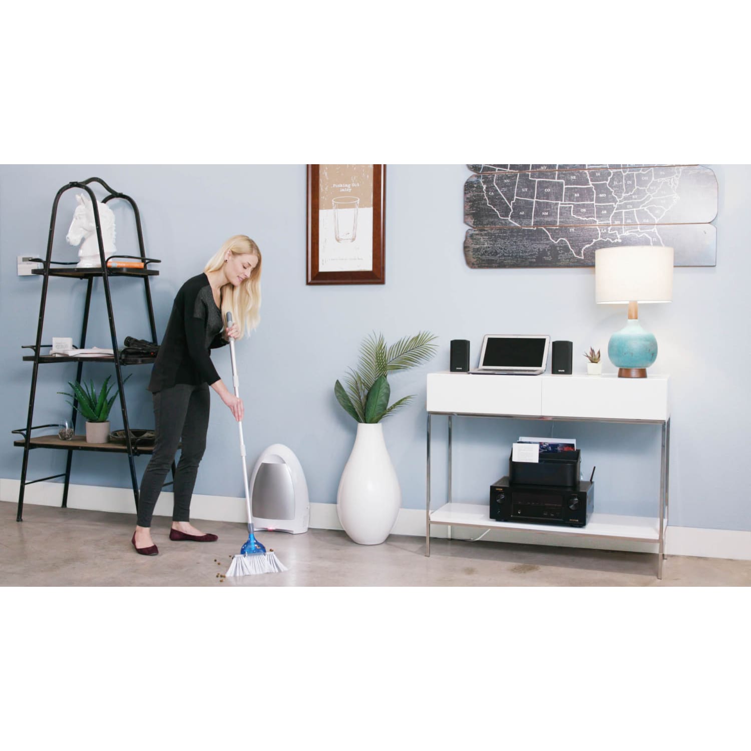 EyeVac Home Touchless Vacuum, Silver - Image 4