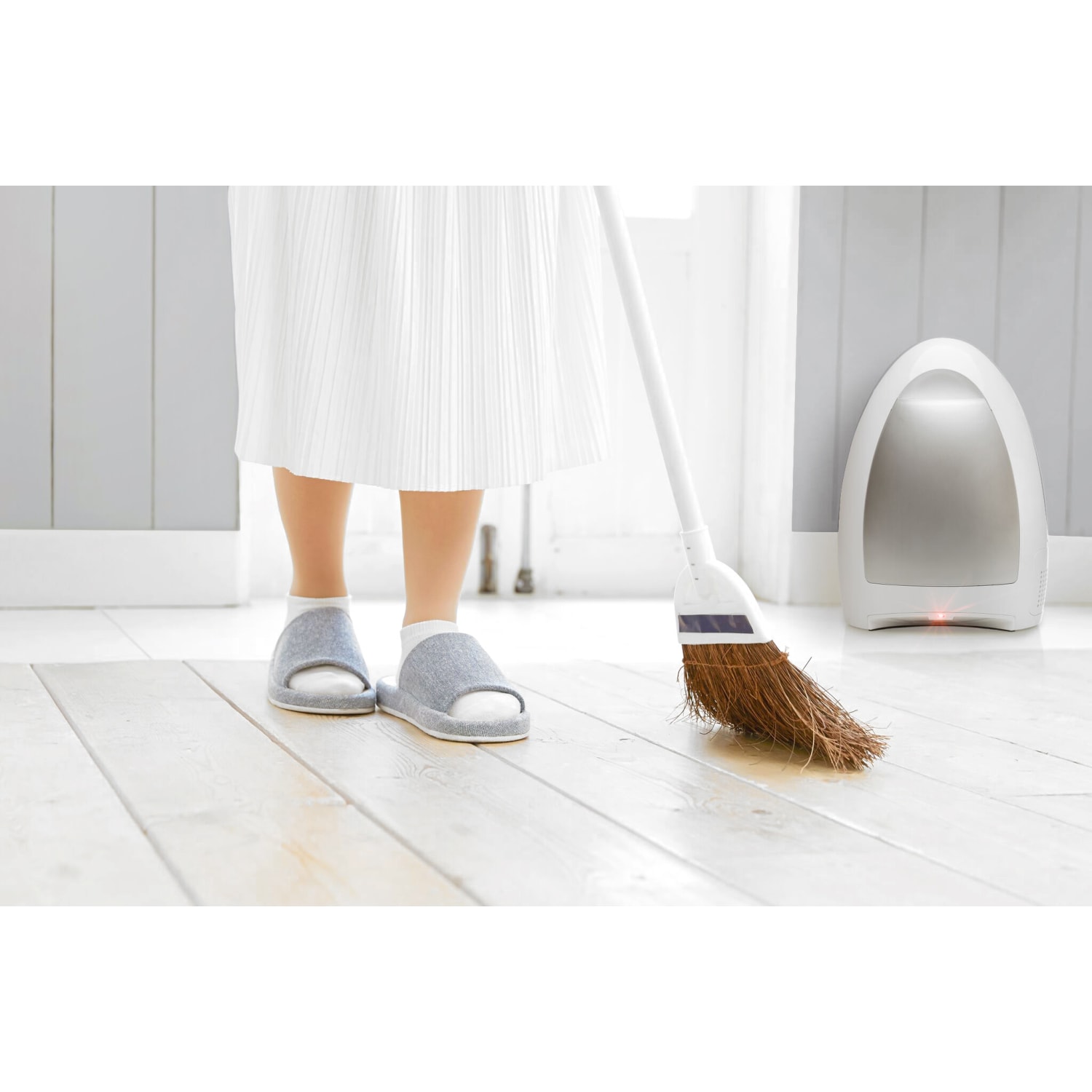 EyeVac Home Touchless Vacuum, Silver - Image 6