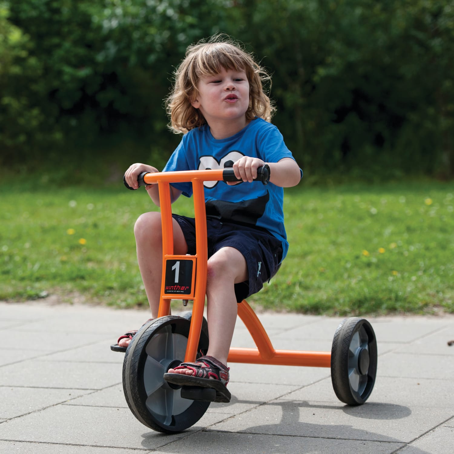 Winther Circleline Tricycle, Medium, 31inL x 20 1/2inW x 24 1/2inH, Orange - Image 5
