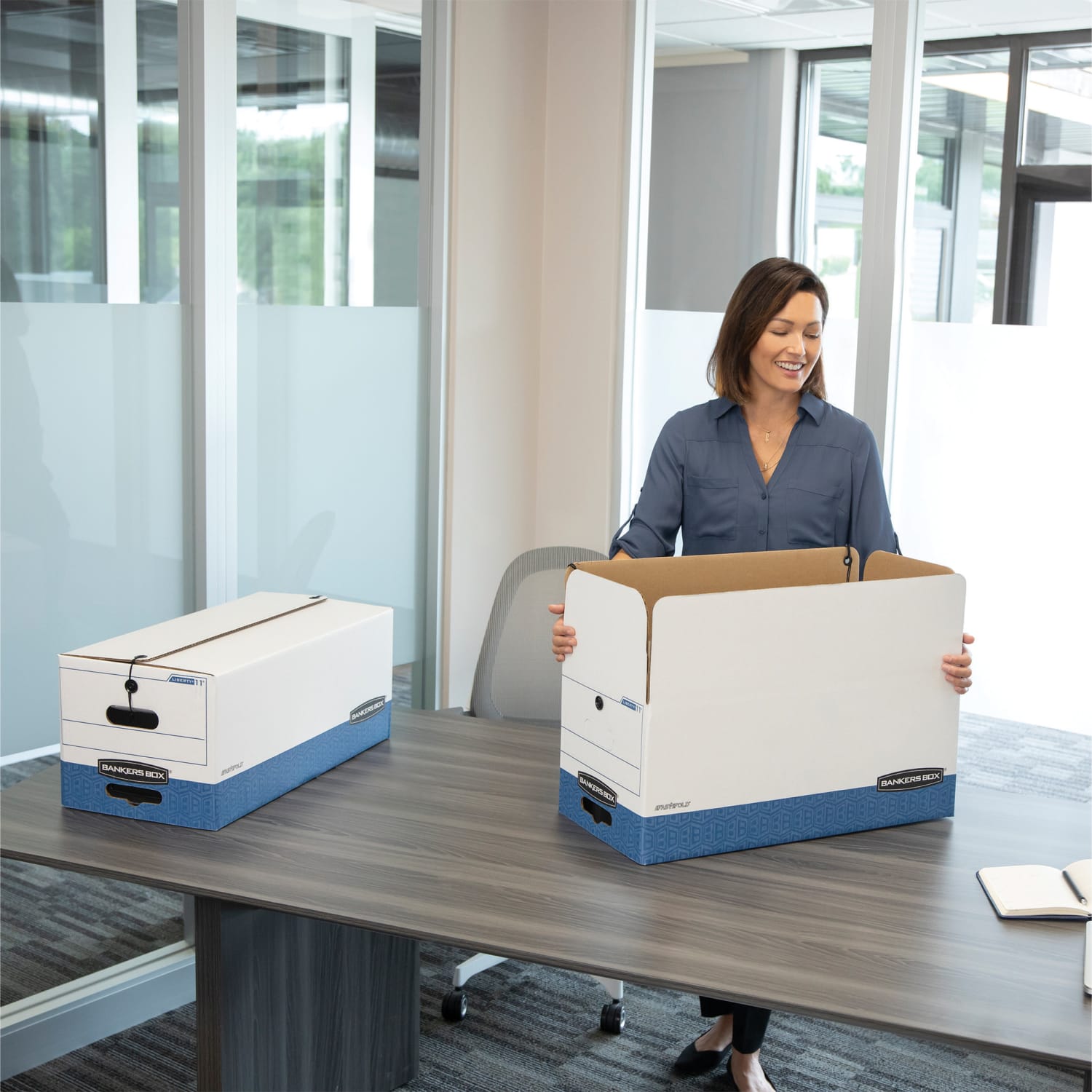 Bankers Box Liberty FastFold Heavy-Duty Storage Boxes, Letter Size, White/Blue, 24 x 15in x 10in, Case Of 4 - 0001103 - Image 3