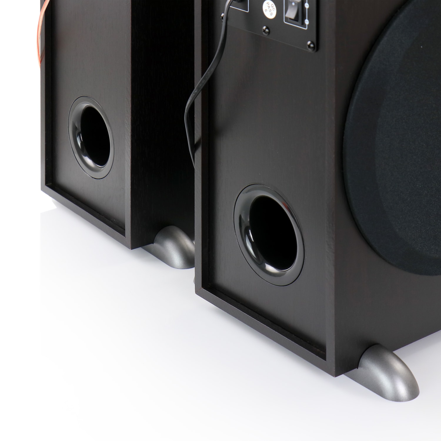 beFree Sound 2.1 Channel 9951164976M 80-Watt Bluetooth Tower Speakers, Black - Image 4