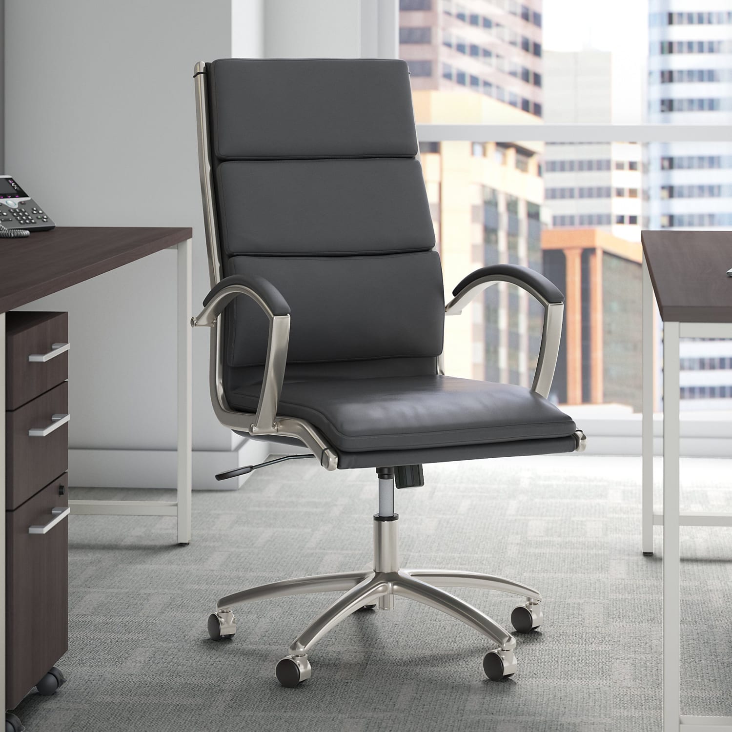 Bush Business Furniture Modelo Bonded Leather High-Back Office Chair, Dark Gray, Standard Delivery - Image 3