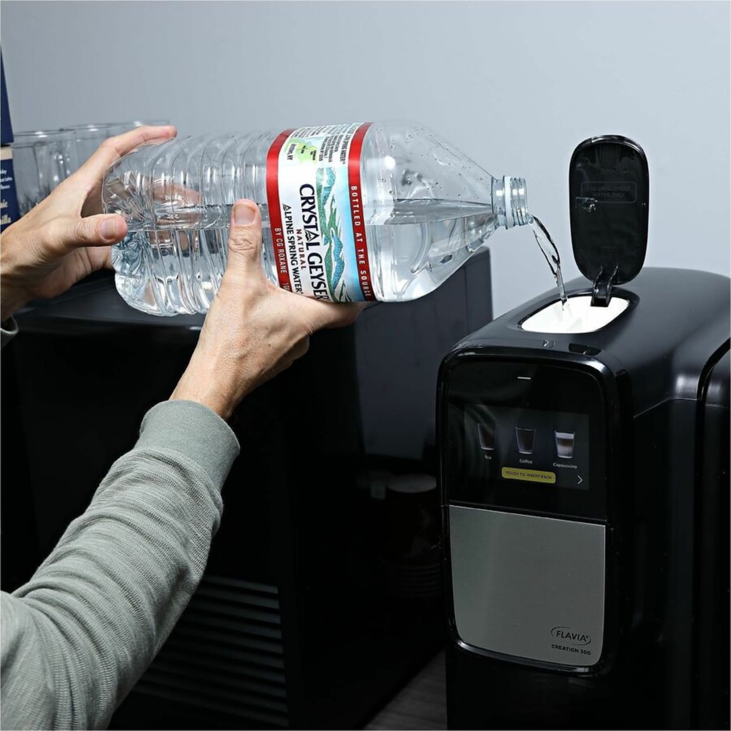 Crystal Geyser Natural Alpine Spring Water - Ready-to-Drink - 128 fl oz (3.79 L) - 6/Carton - 48 / Pallet - Image 4