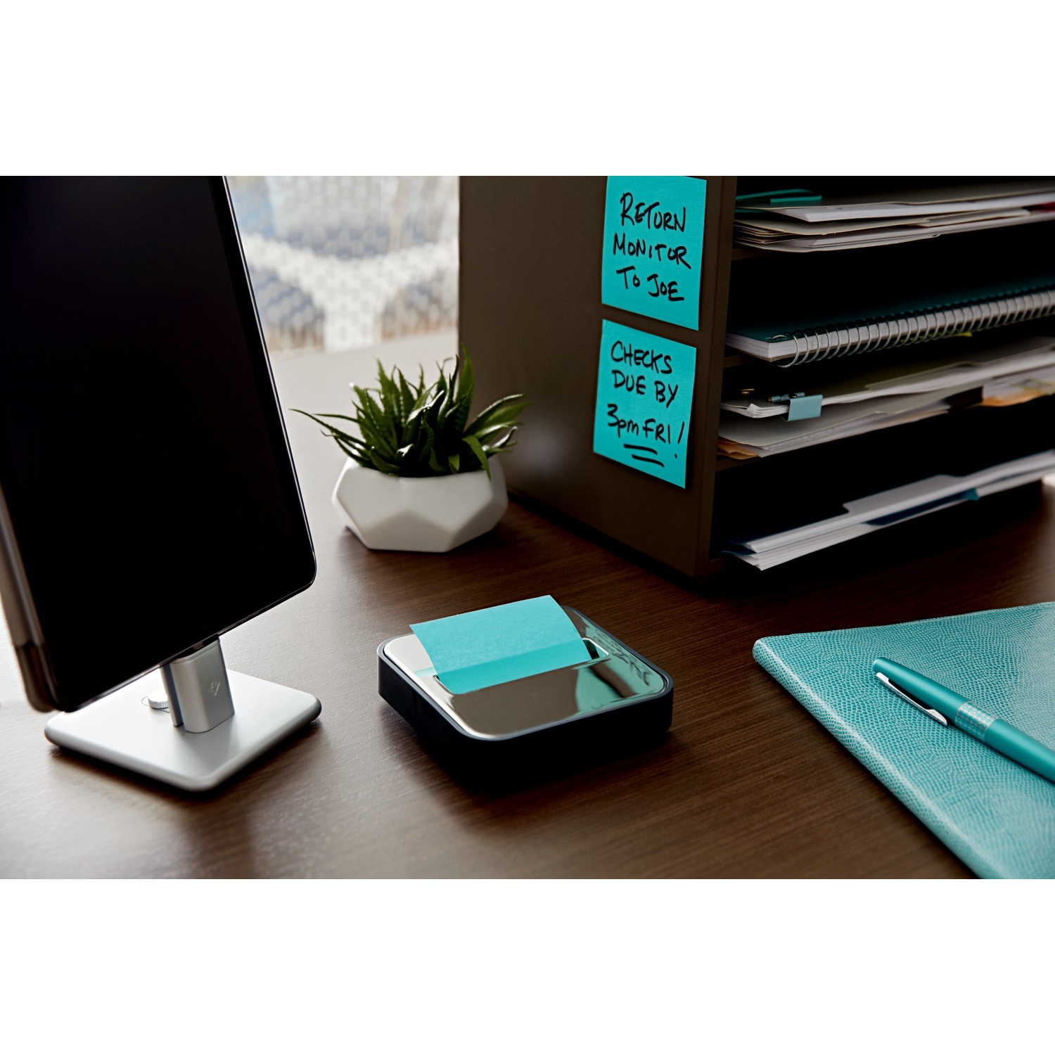 Post-it Pop Up Notes Dispenser, 3 in x 3, 1 Dispenser, 1 Pad, 45 Sheets/Pad, Clean Removal, Black Base with Steel Top - Image 3