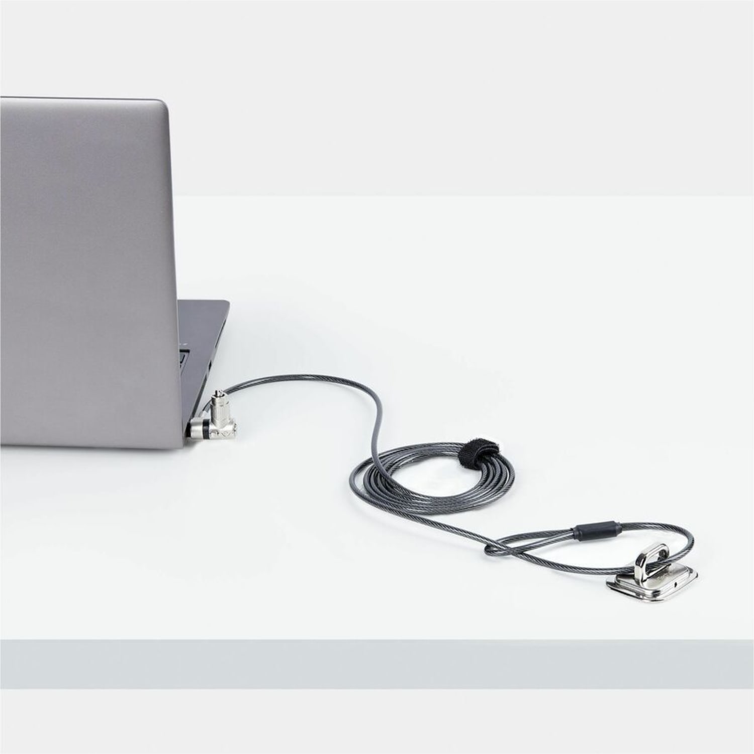 StarTech.com Universal Laptop Lock 6.6ft, Security Cable - UNIVKLAPTOPLOCK - Image 4