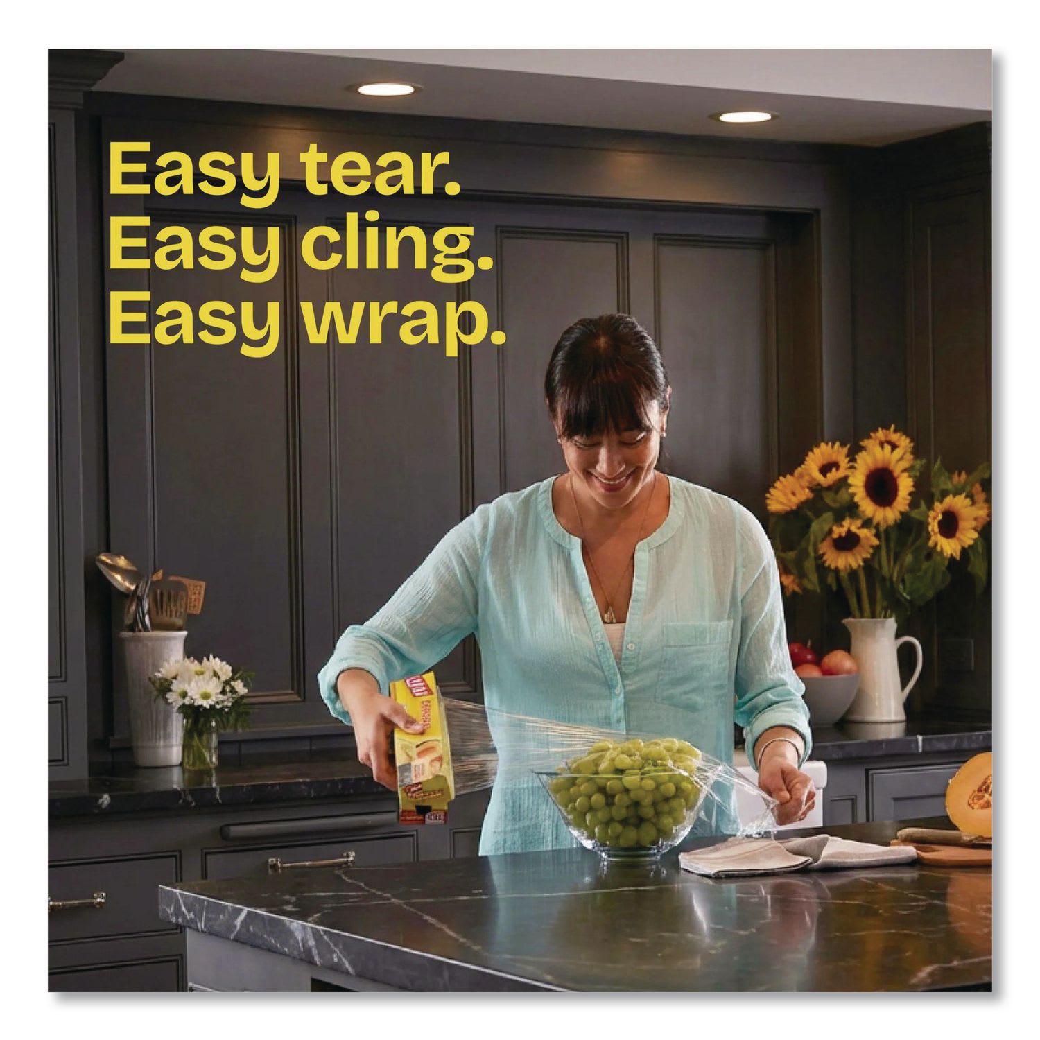 Glad ClingWrap Plastic Wrap, 200 Square Foot Roll, Clear, 12 Rolls/CT - Image 6