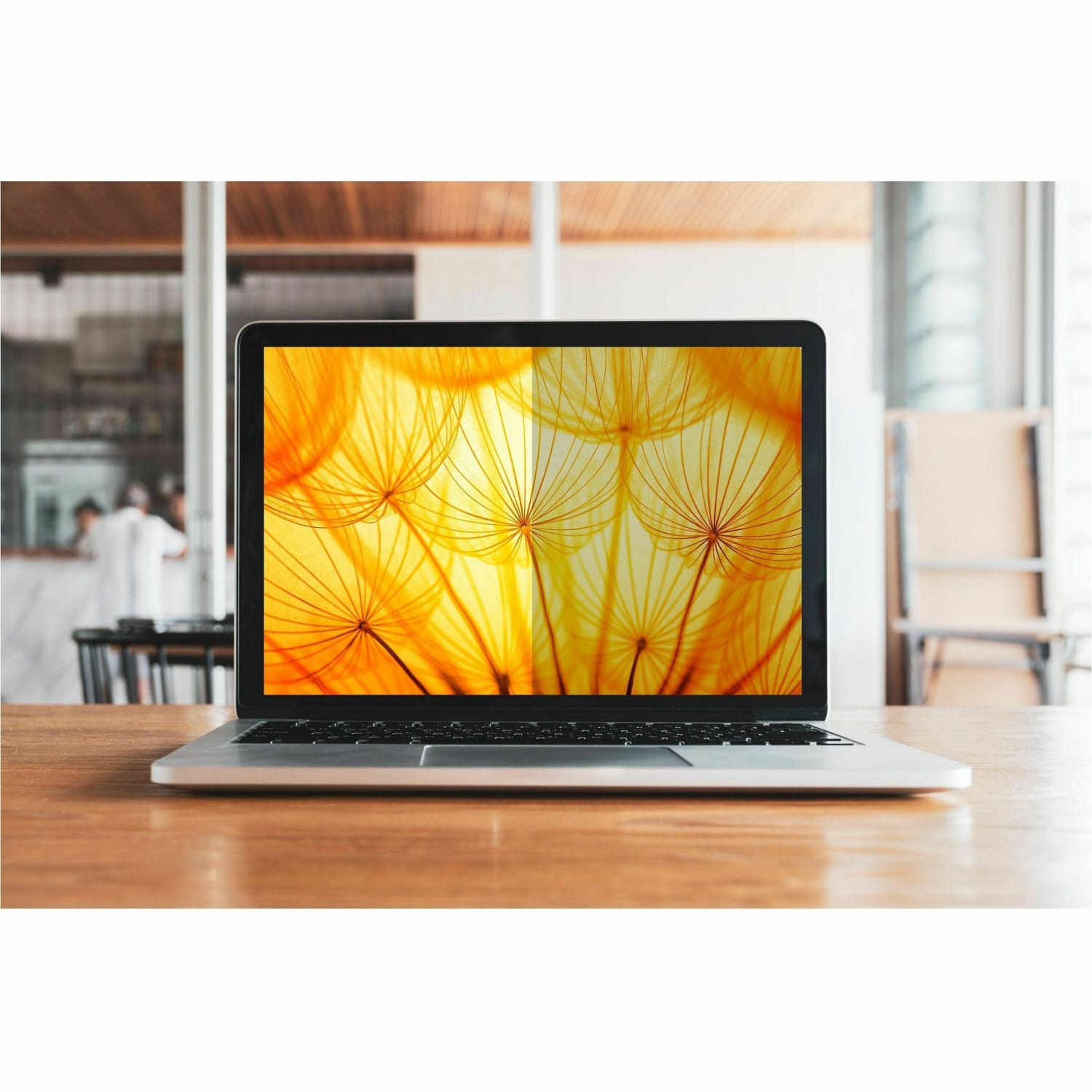 3M Bright Screen Privacy Filter for Laptops, 13.3in Full Screen, 16:9 Aspect Ratio, Reduces Blue Light, Anti-Glare - Image 3