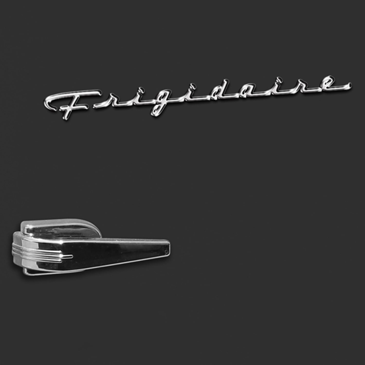 Frigidaire 3.2-cu.-ft. 60-Watt Retro Compact Refrigerator, Black, EFR372-B-BLACK - Image 5