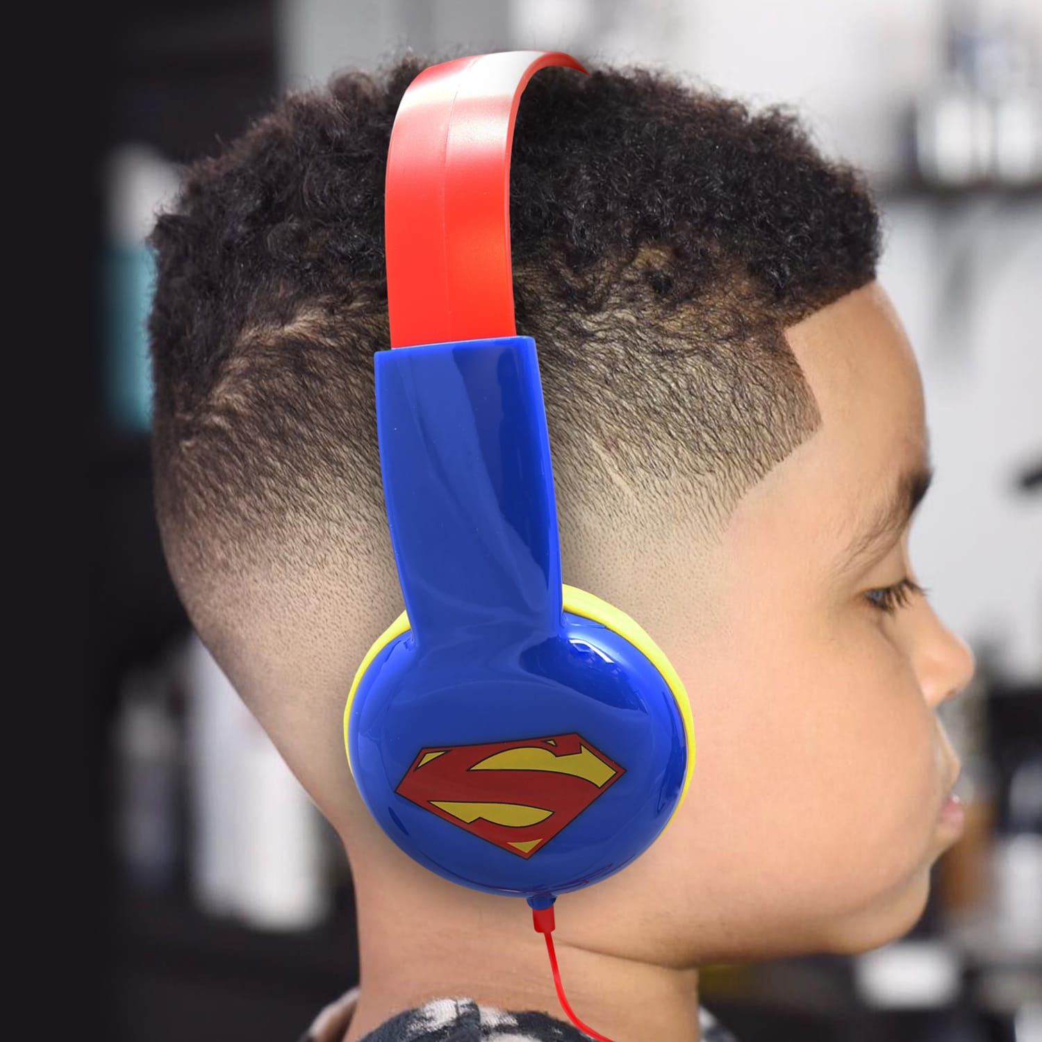 Sakar Superman Kid-Safe Adjustable Headphones, Blue - Image 4
