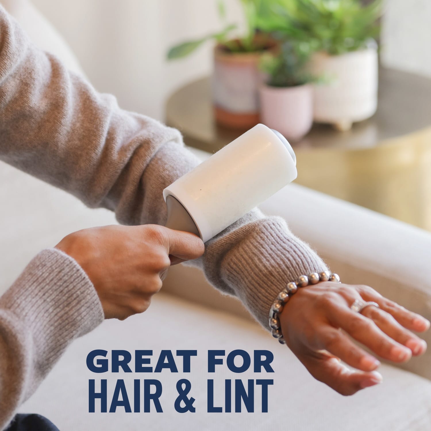 Scotch-Brite Everyday Clean Lint Roller, 836RS-70, 4 in x 35.2 ft, 70 sheets - Image 5
