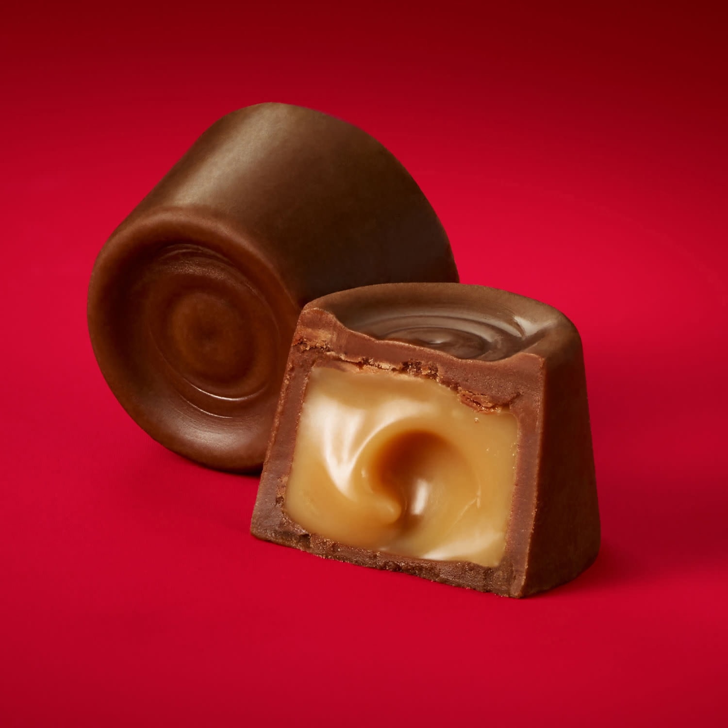 Rolo Milk Chocolate Caramel Candy, 35.6-Oz Bag - Image 5