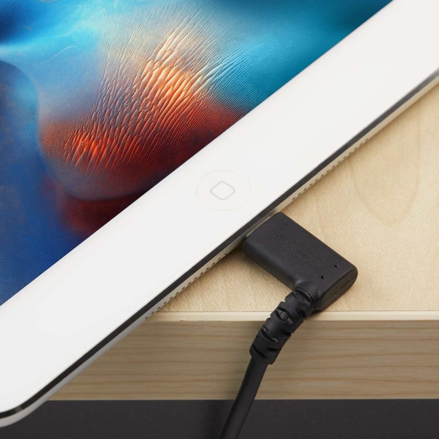 StarTech.com 2m / 6.6ft Angled Lightning to USB Cable - Heavy Duty MFI Certified Lightning Cable - Black - USB to Lightning (RUSBLTMM2MBR) - Image 4