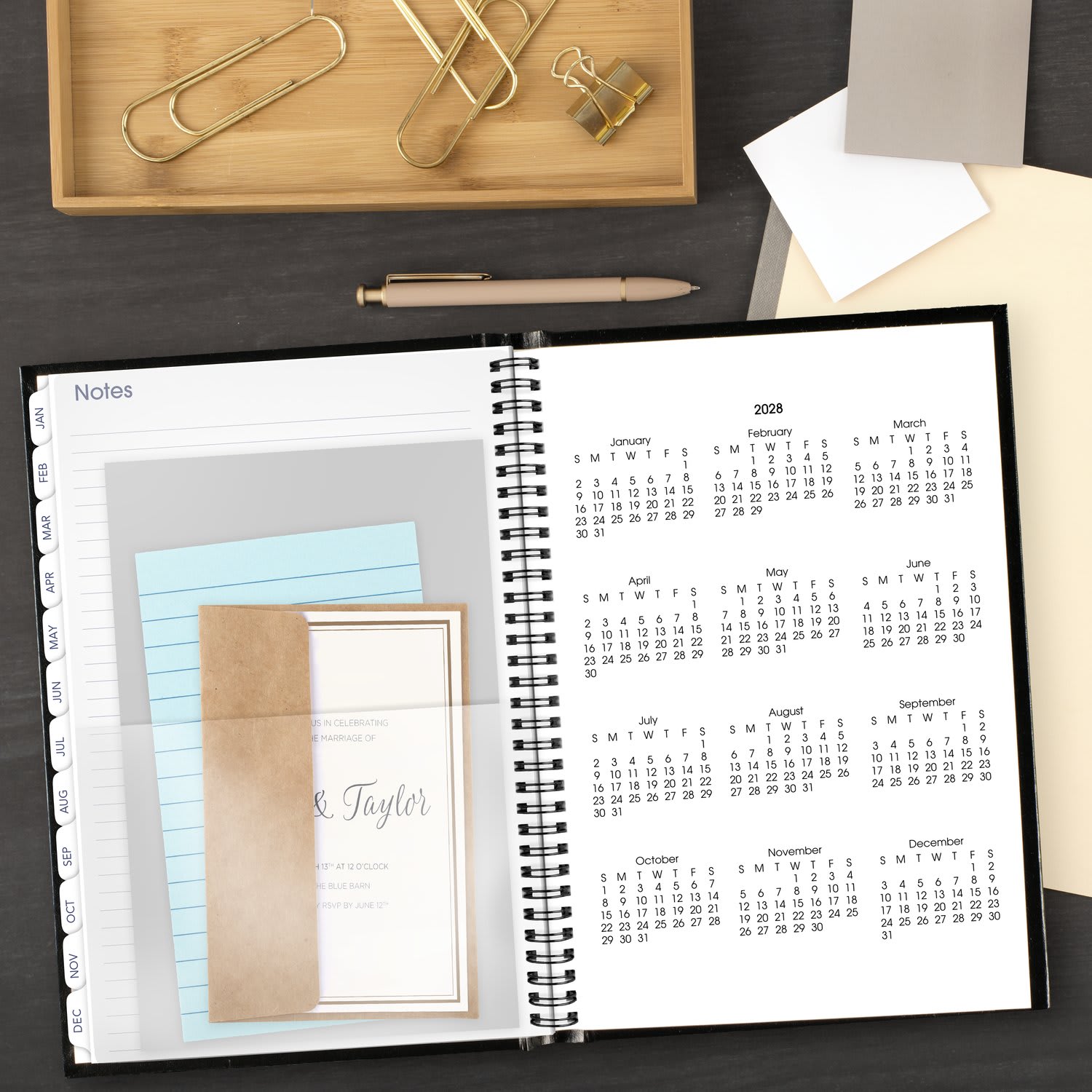 AT-A-GLANCE DayMinder 2027 Monthly Planner, Hardcover, Black, Large, 8in x 11 3/4in - Image 6