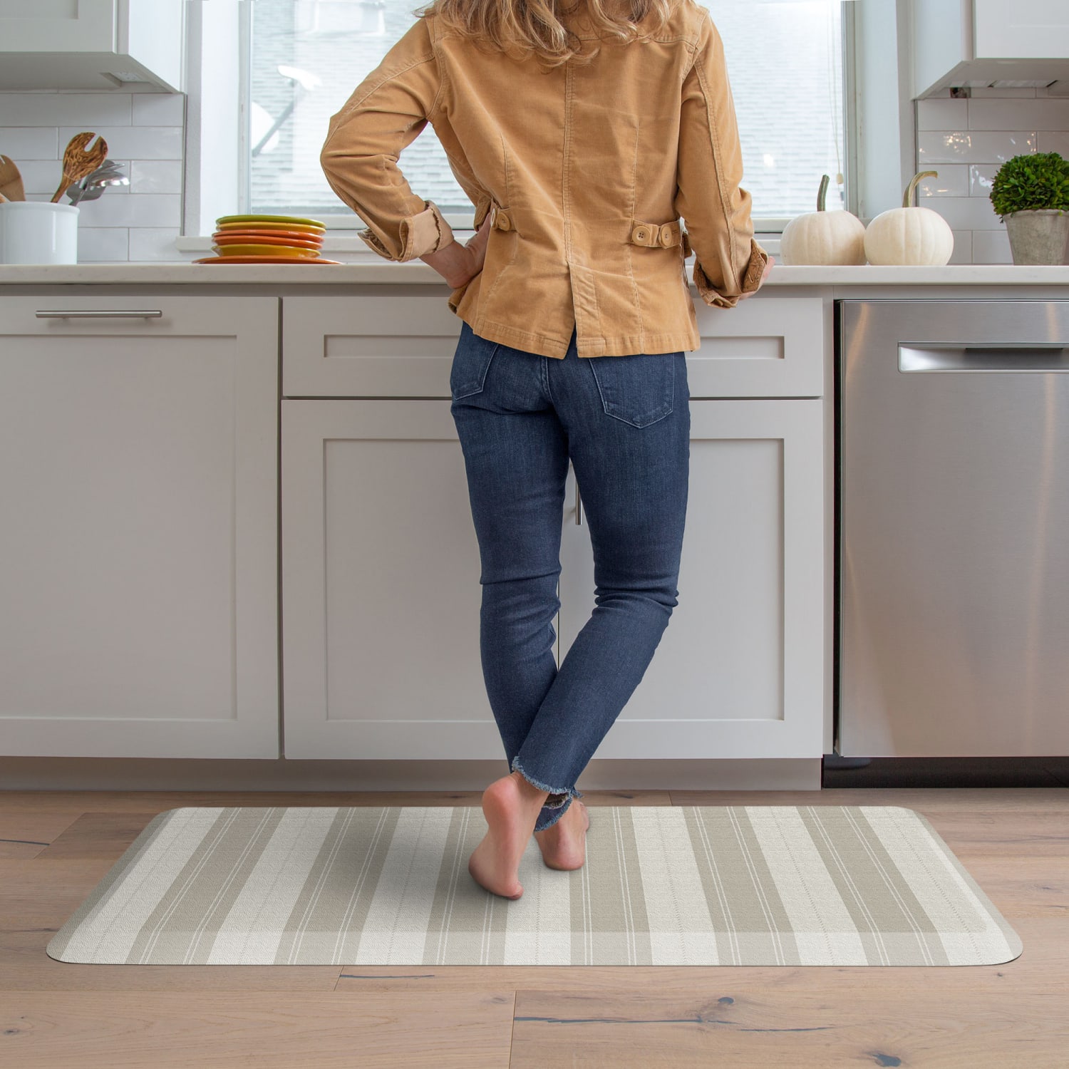 GelPro Designer Comfort Polyurethane Anti-Fatigue Mat For Hard Floors, 20in x 48in, Taylor Khaki - Image 4