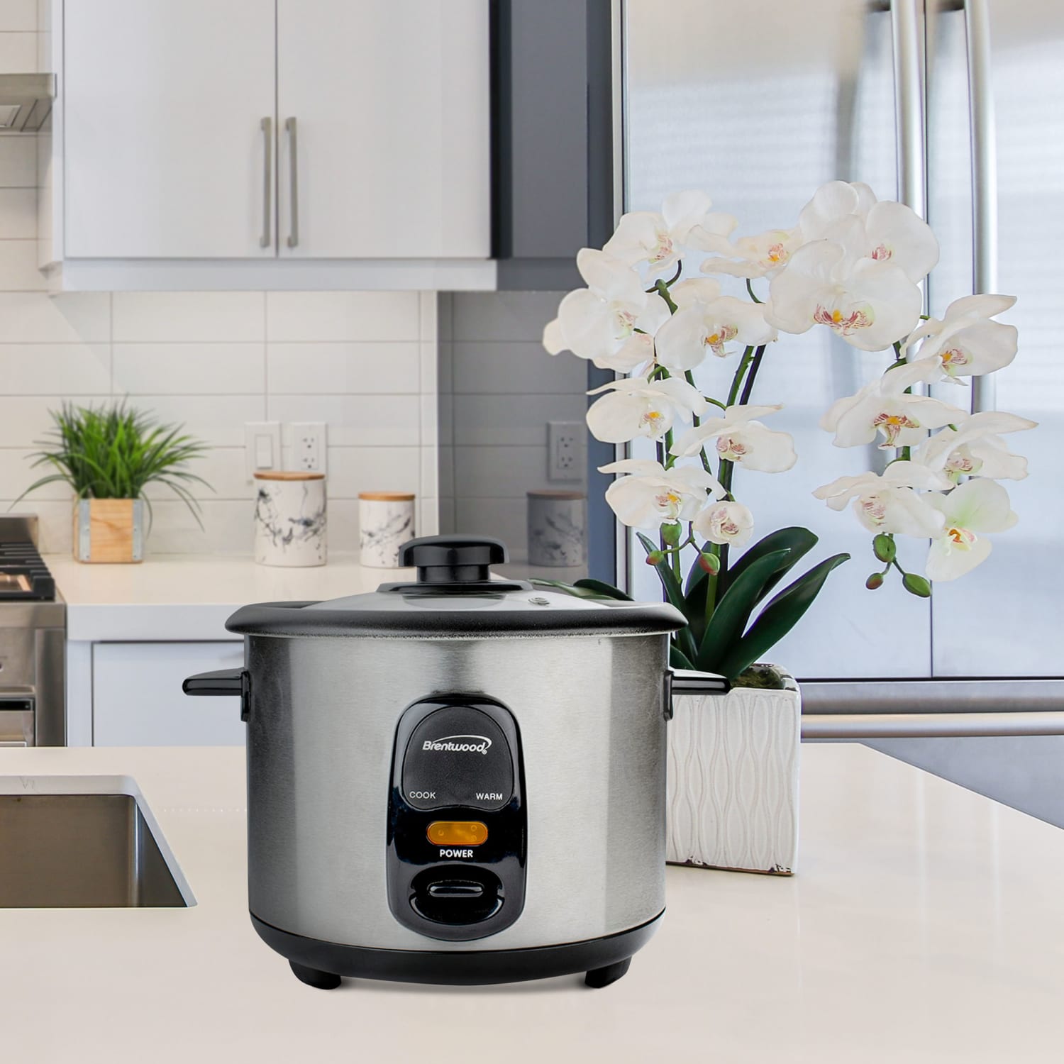 Brentwood 8-Cup Rice Cooker With Steamer, Silver - Image 5