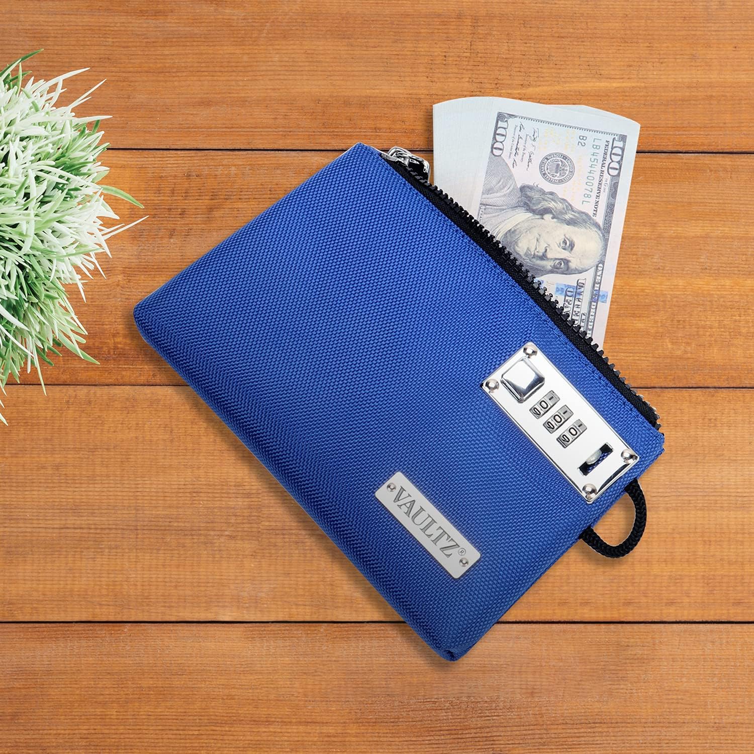 Vaultz Accessories Pouch, 7in x 10in, Classic Blue - Image 5
